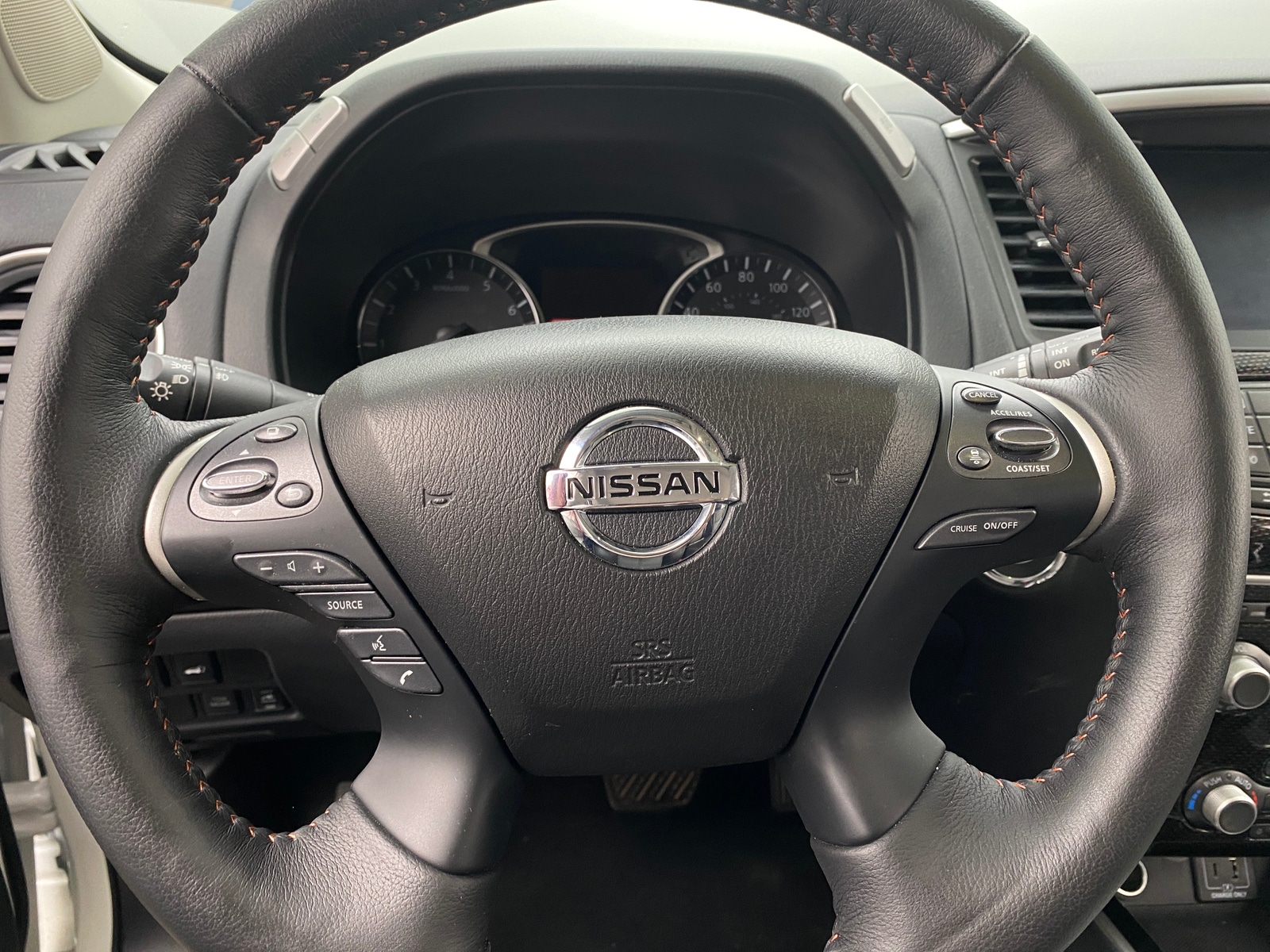 Thumbnail: 2020 Nissan Pathfinder - 4