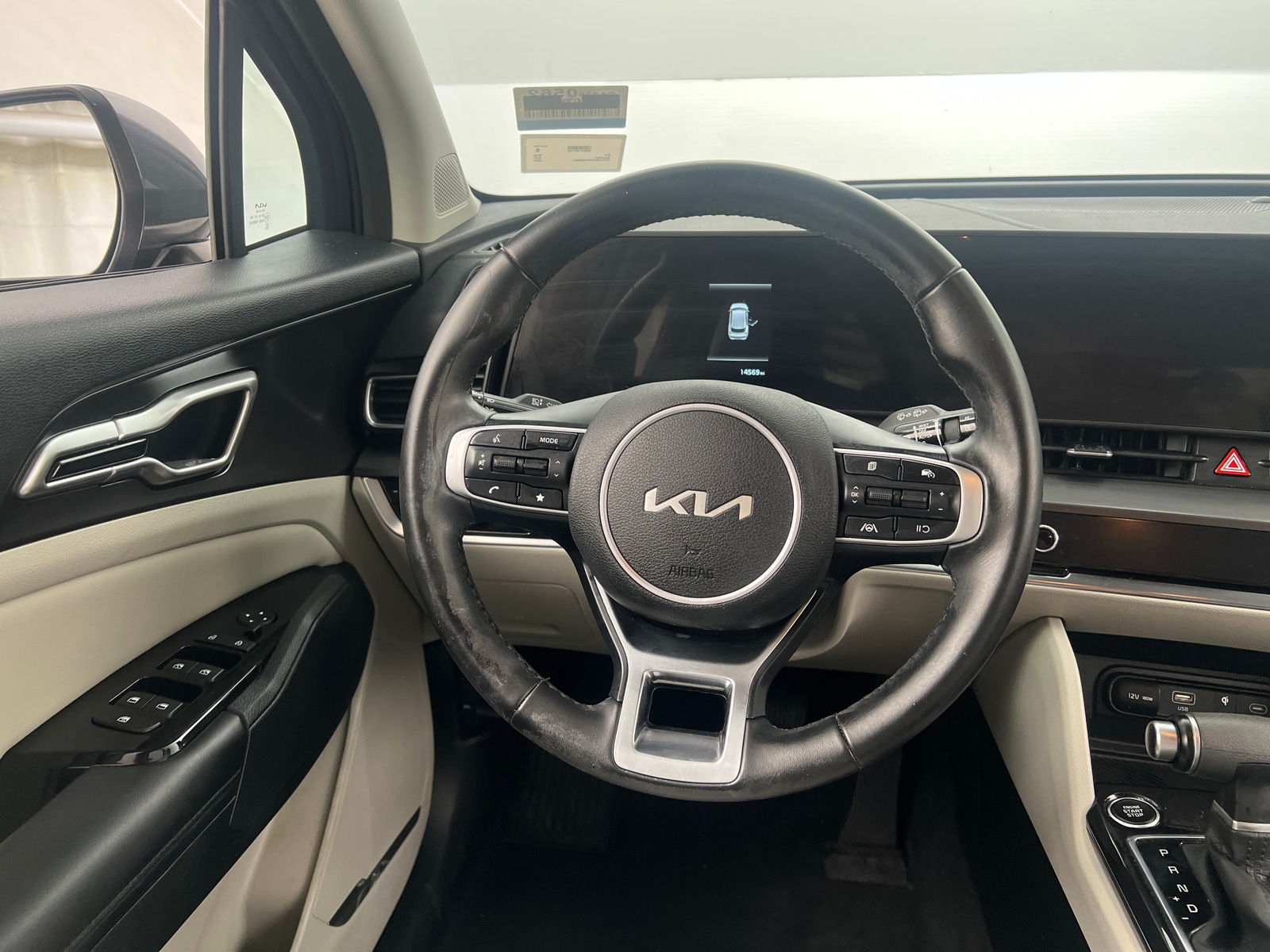 Thumbnail: 2023 Kia Sportage - 4