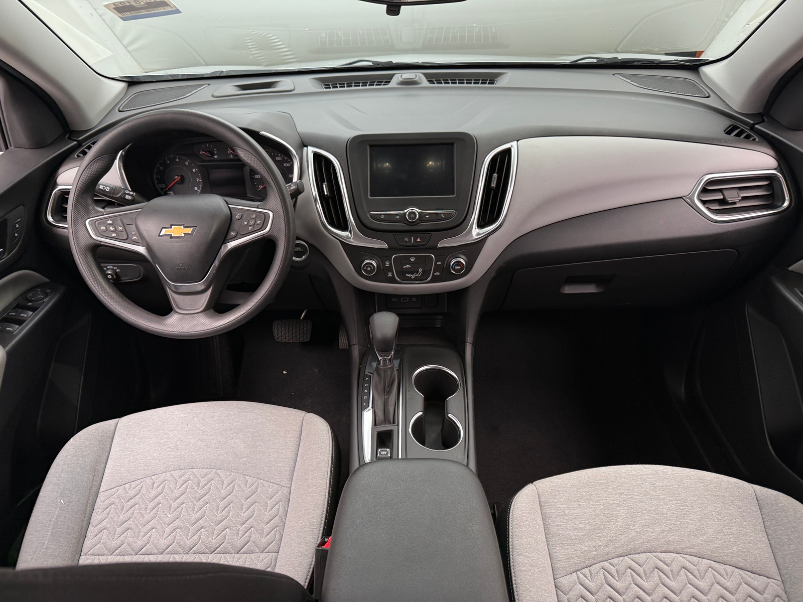 Thumbnail: 2022 Chevrolet Equinox - 3