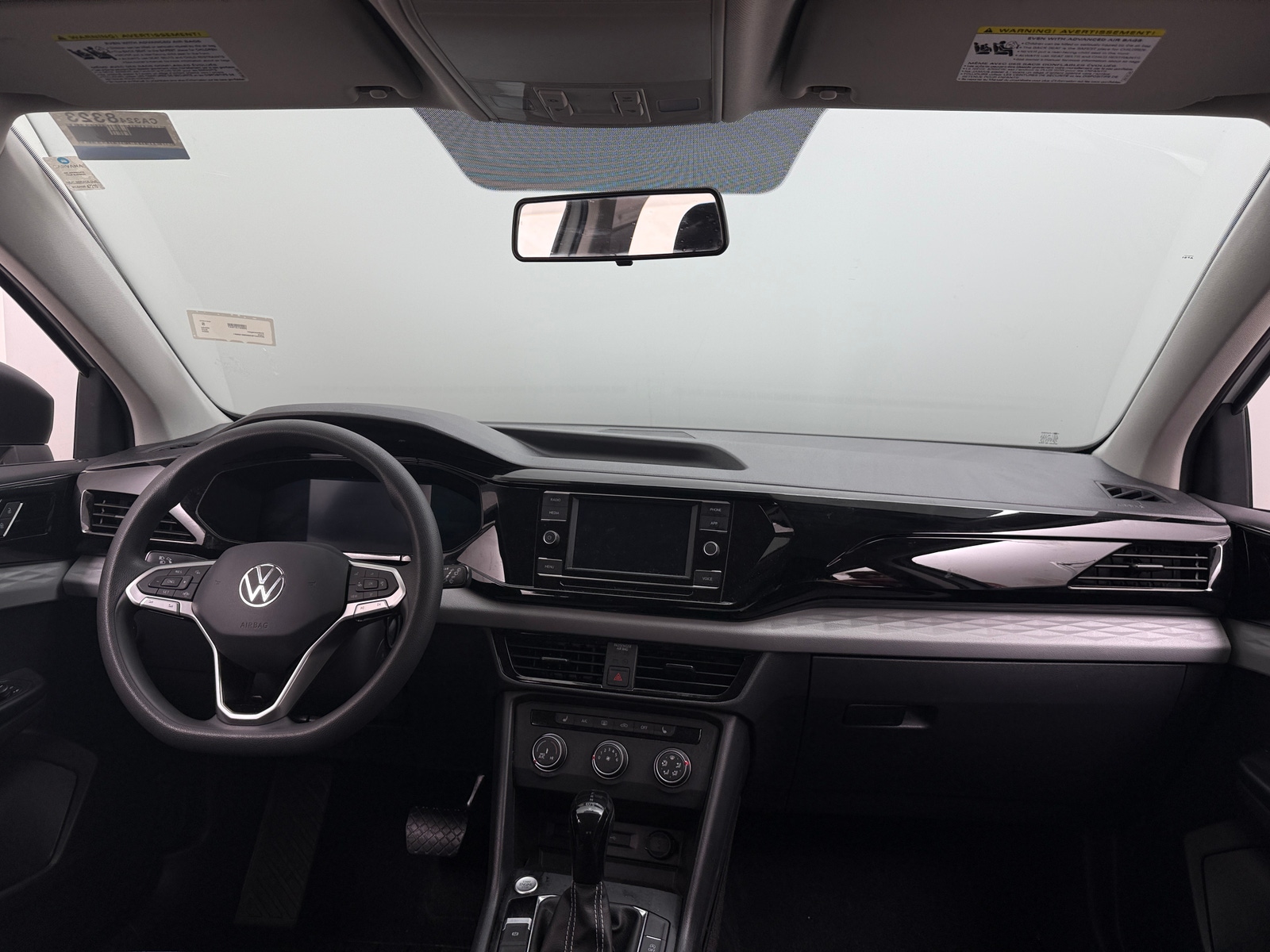 Thumbnail: 2022 Volkswagen Taos - 3