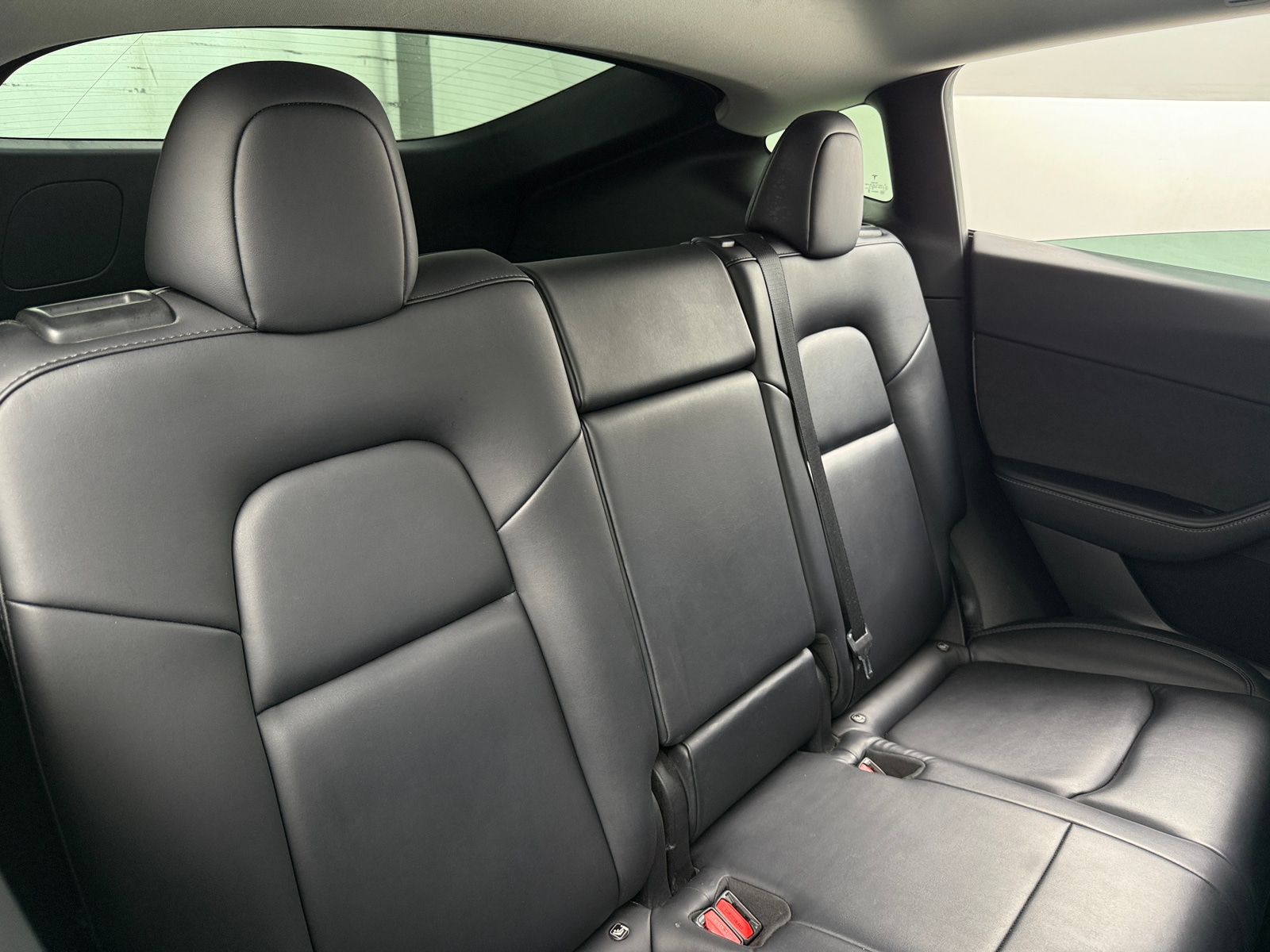 Thumbnail: 2022 Tesla Model Y - 4