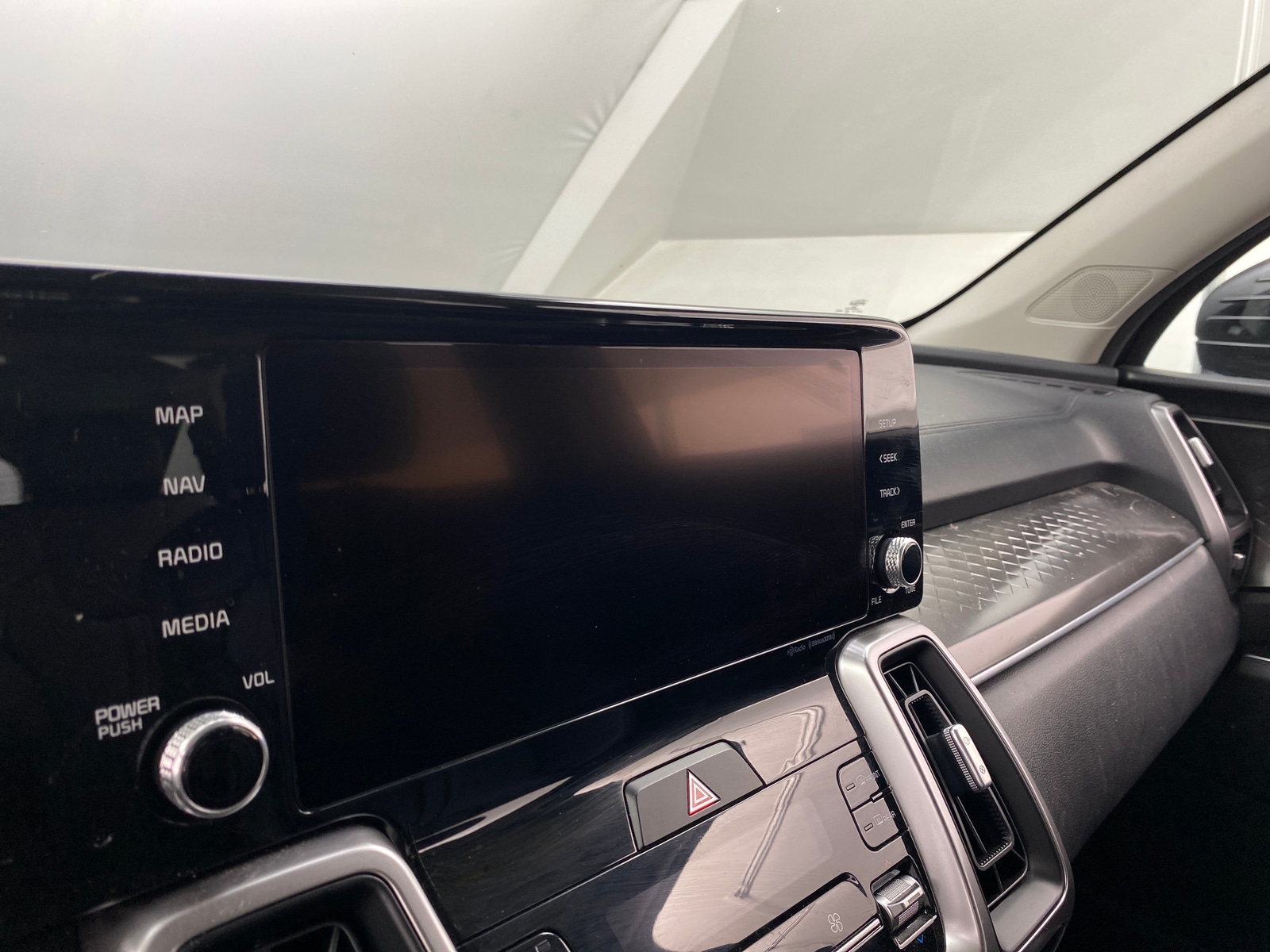 Thumbnail: 2023 Kia Sorento - 3