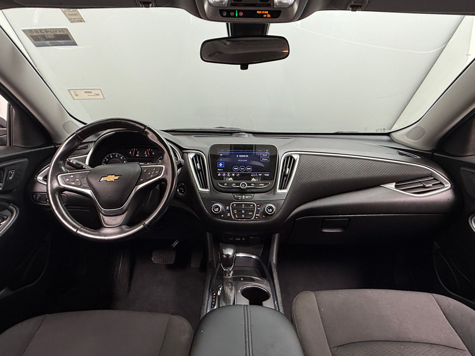 Thumbnail: 2022 Chevrolet Malibu - 3