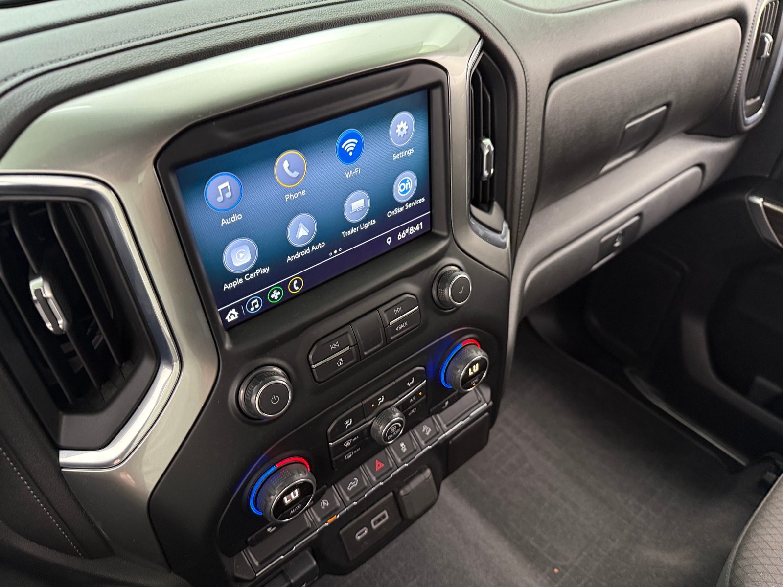 Thumbnail: 2021 Chevrolet Silverado 1500 - 4