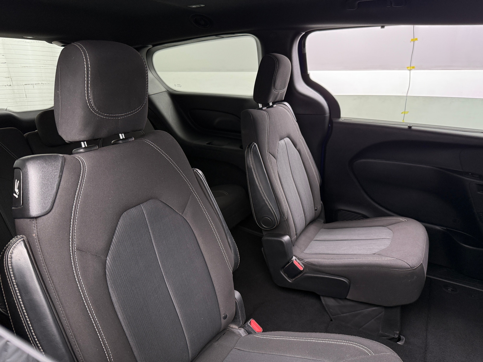 Thumbnail: 2020 Chrysler Pacifica - 6