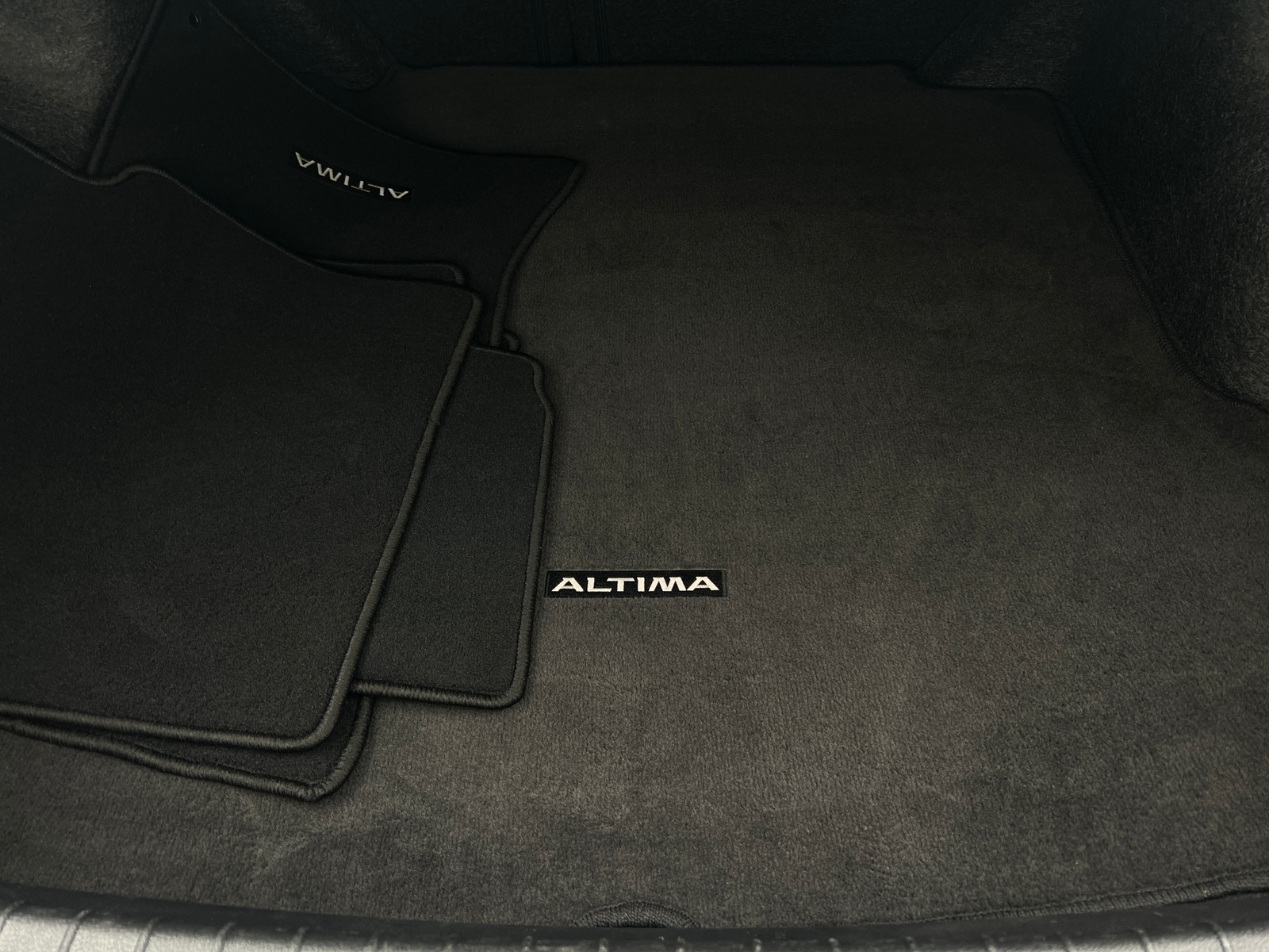 Thumbnail: 2025 Nissan Altima - 7