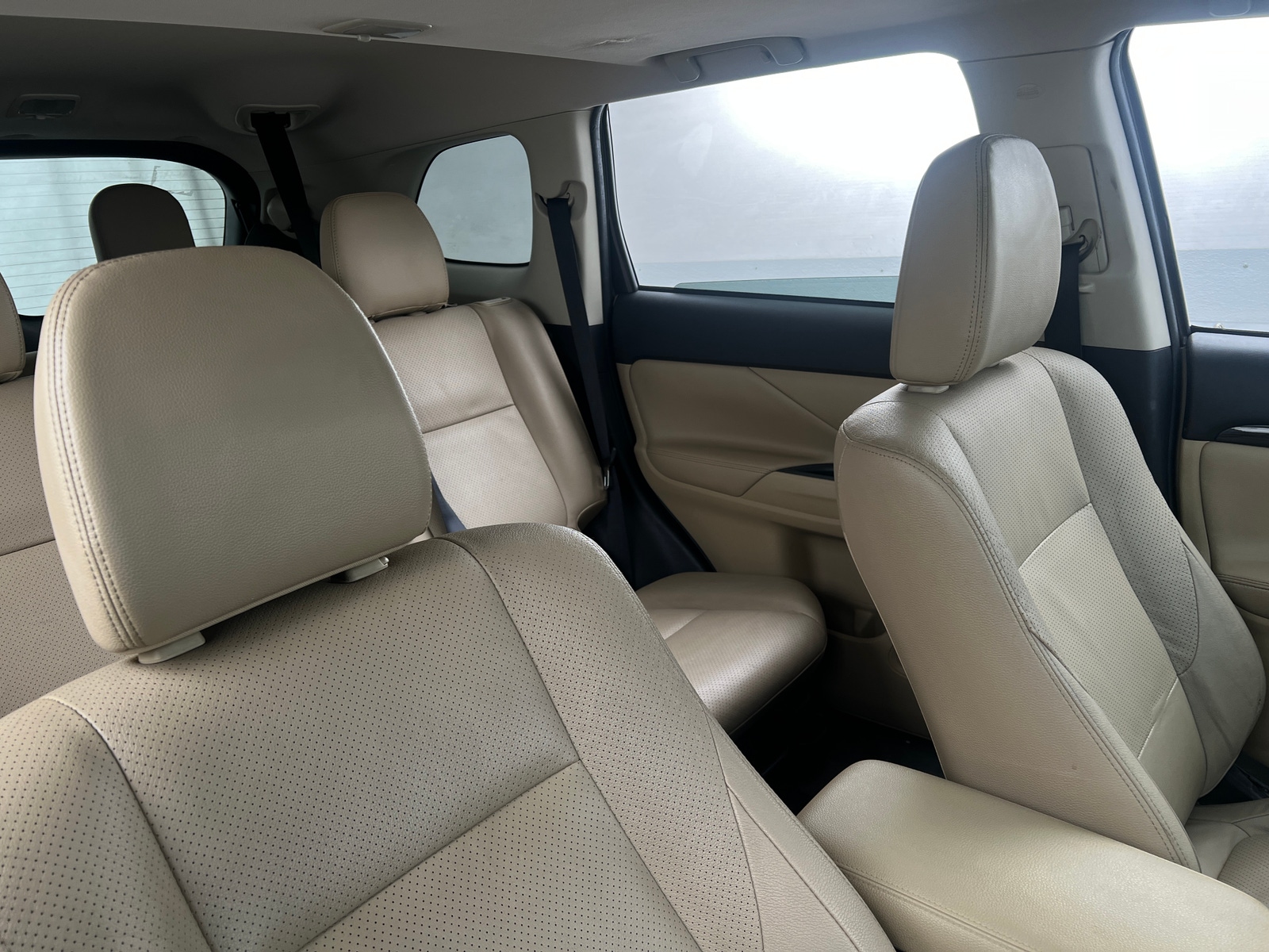 Thumbnail: 2018 Mitsubishi Outlander - 2
