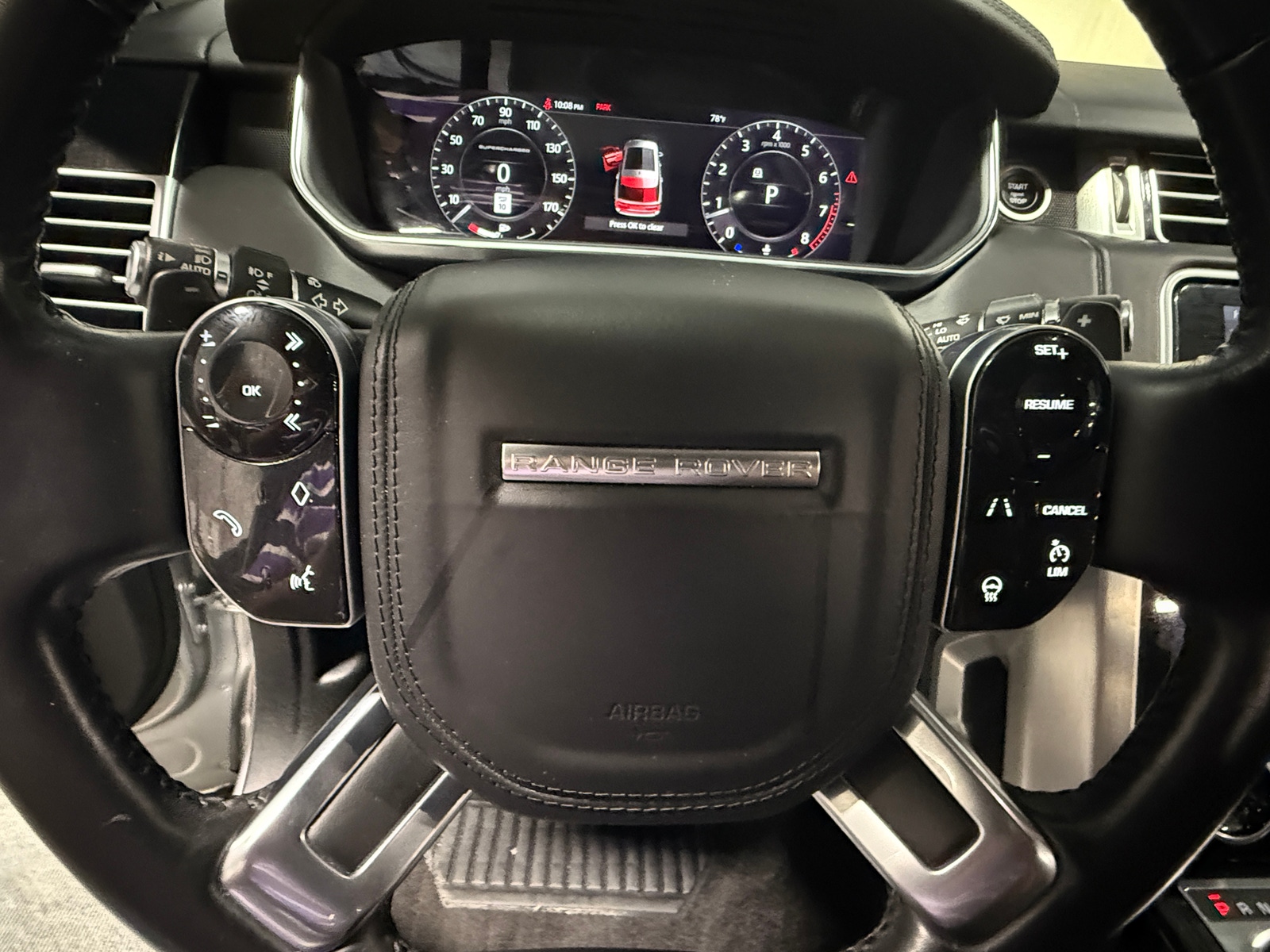 Thumbnail: 2018 Land Rover Range Rover - 4