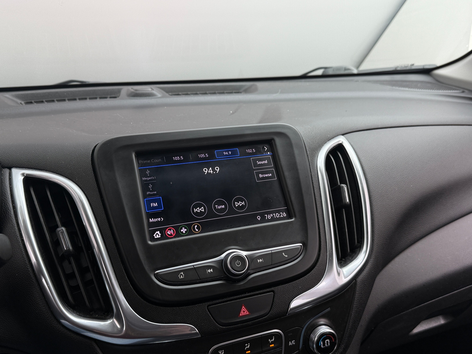 Thumbnail: 2020 Chevrolet Equinox - 4