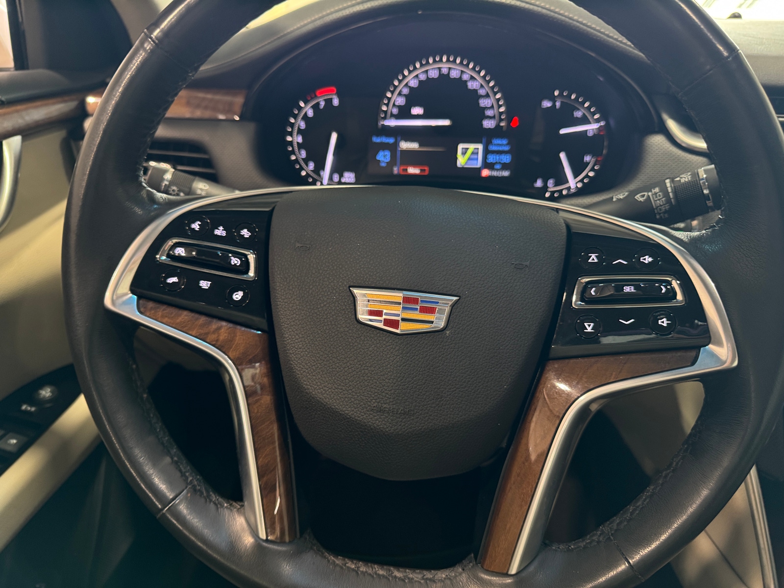 Thumbnail: 2019 Cadillac XTS - 4