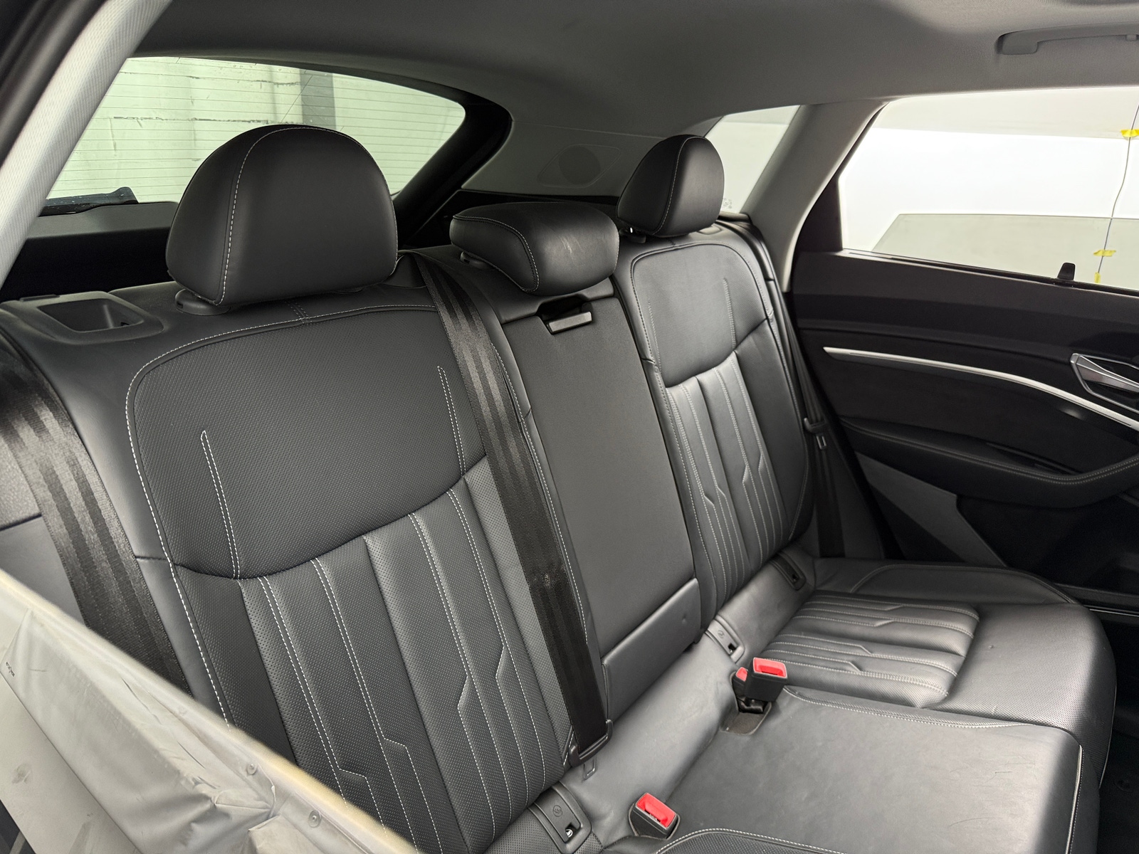 Thumbnail: 2019 Audi e-tron - 5