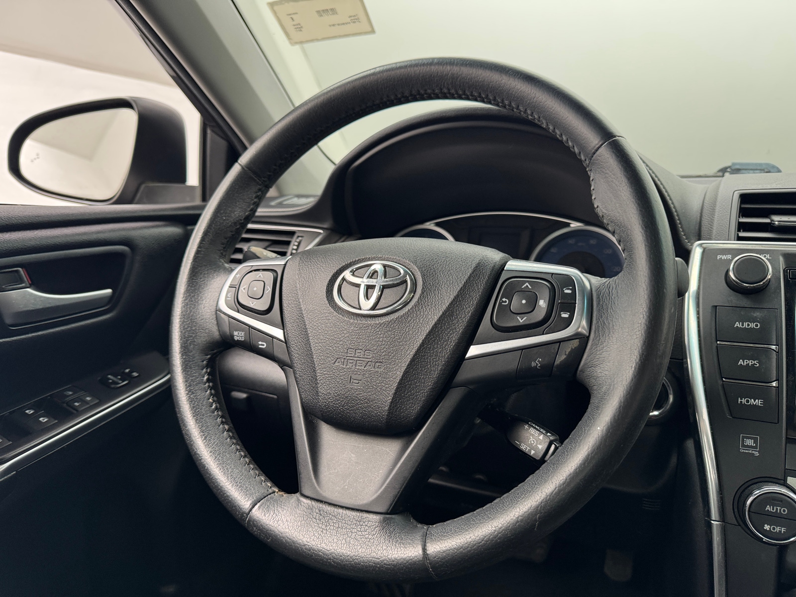 Thumbnail: 2017 Toyota Camry - 5