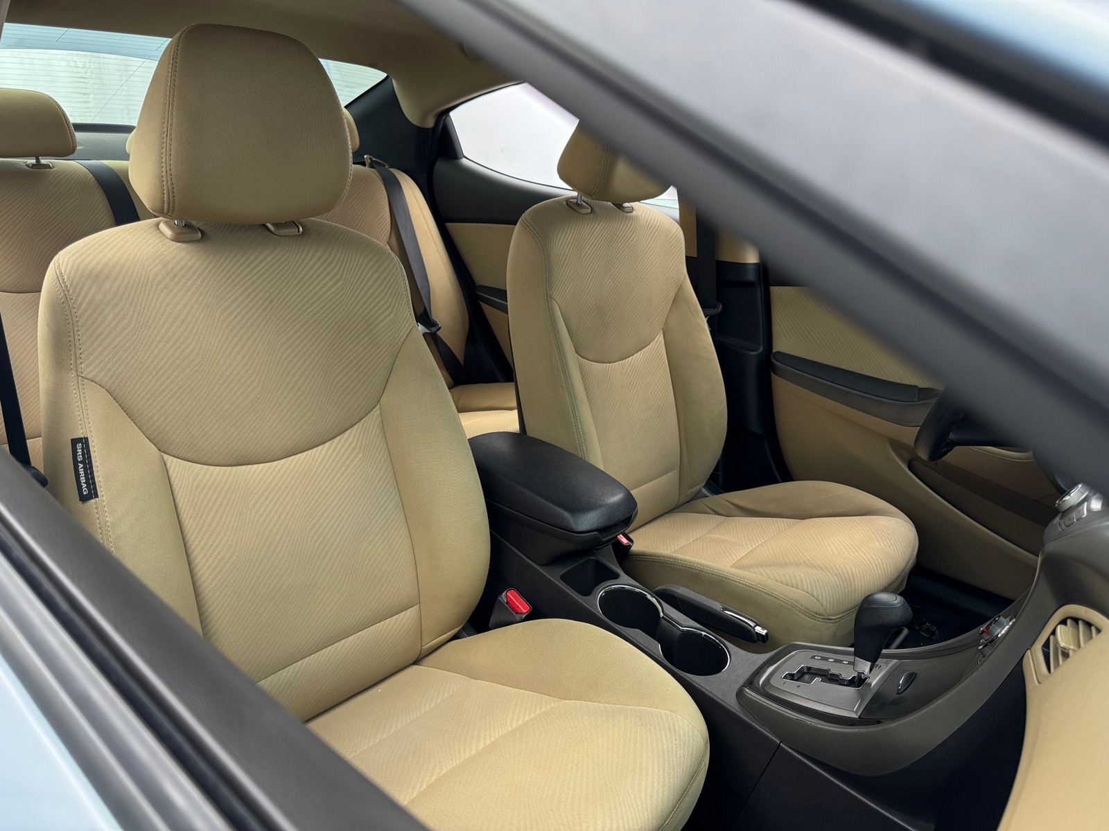 Thumbnail: 2013 Hyundai Elantra - 2