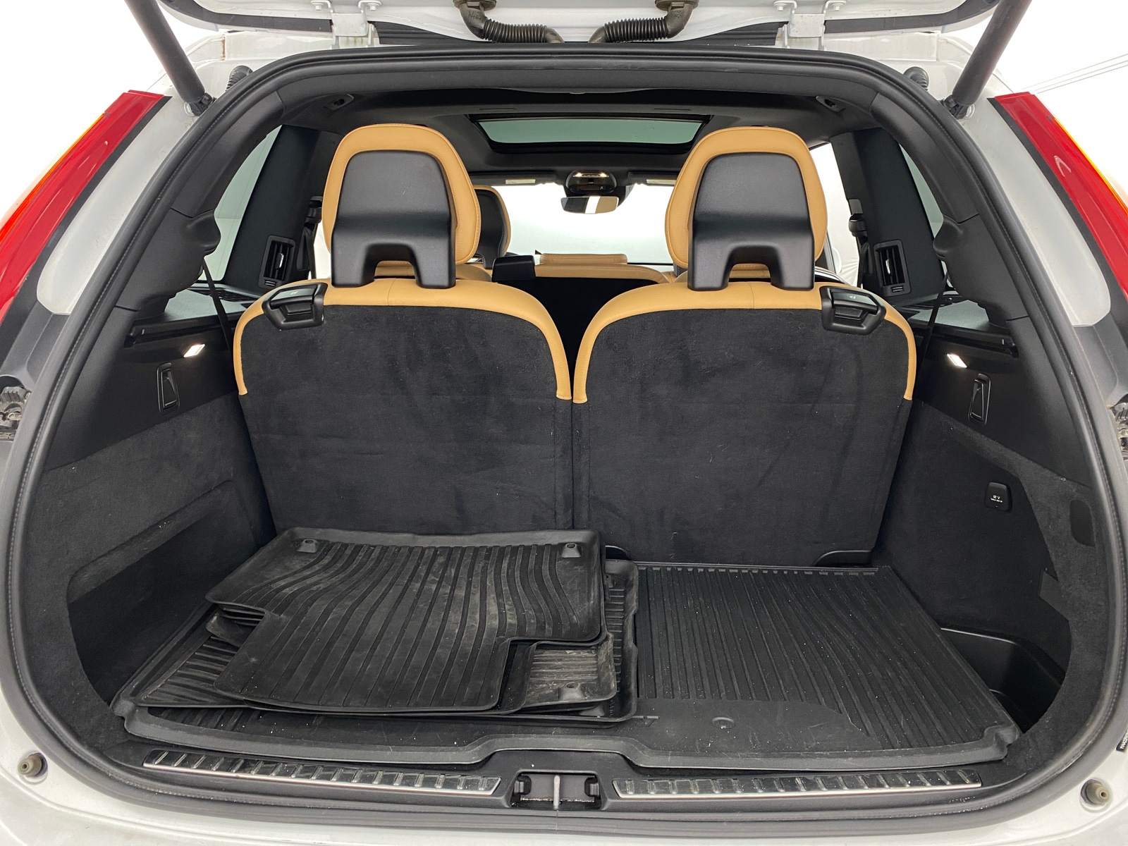 Thumbnail: 2019 Volvo XC90 - 6