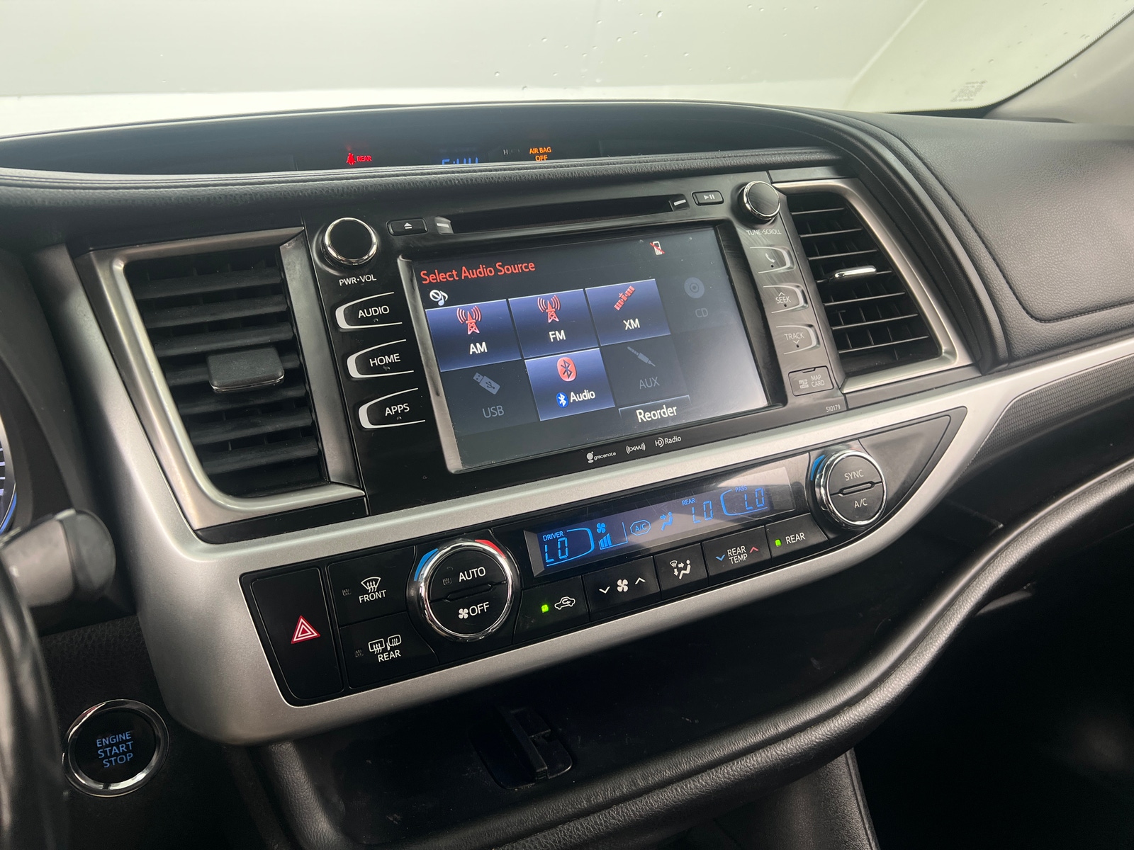 Thumbnail: 2018 Toyota Highlander - 3