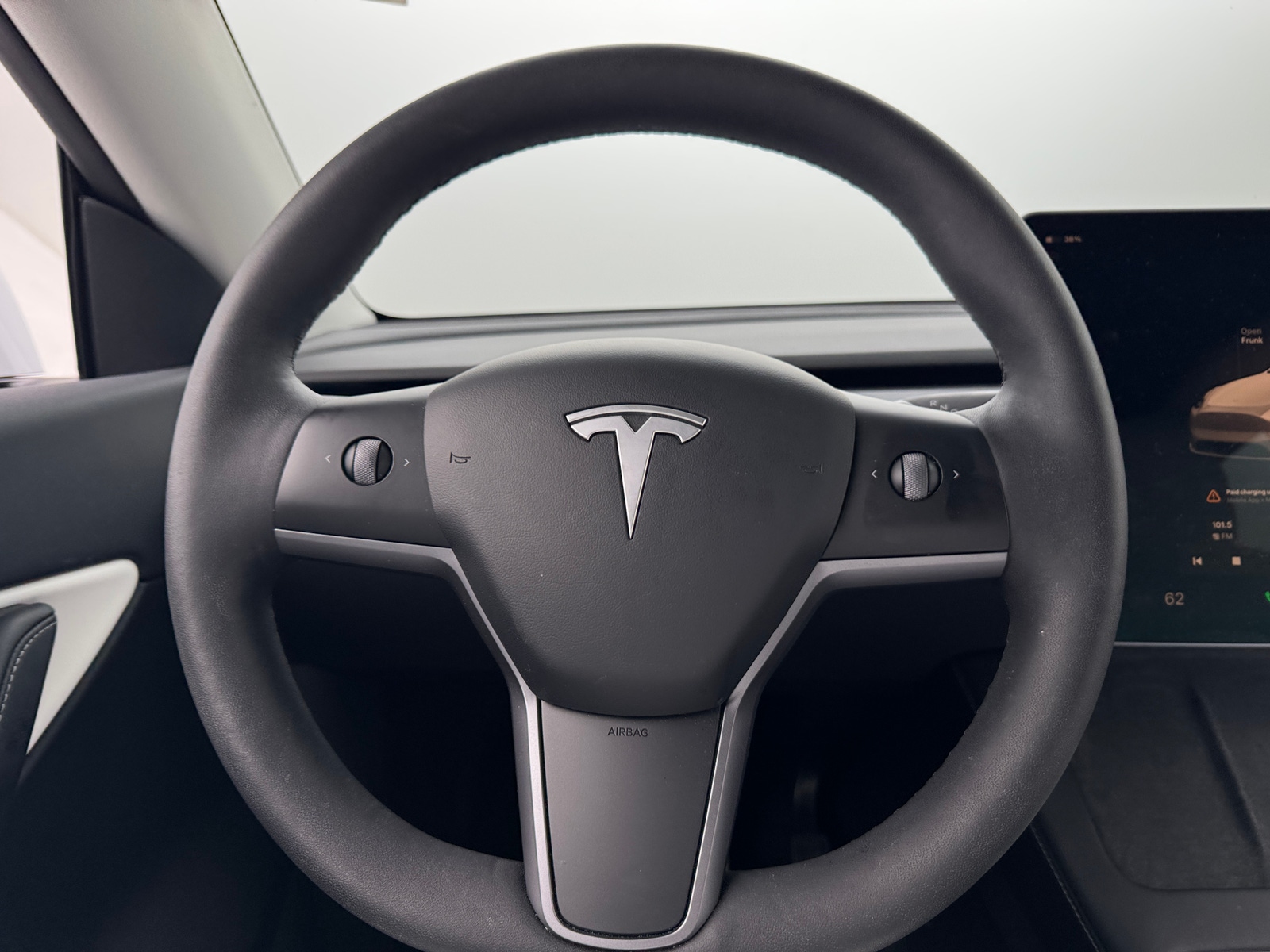 Thumbnail: 2022 Tesla Model Y - 4