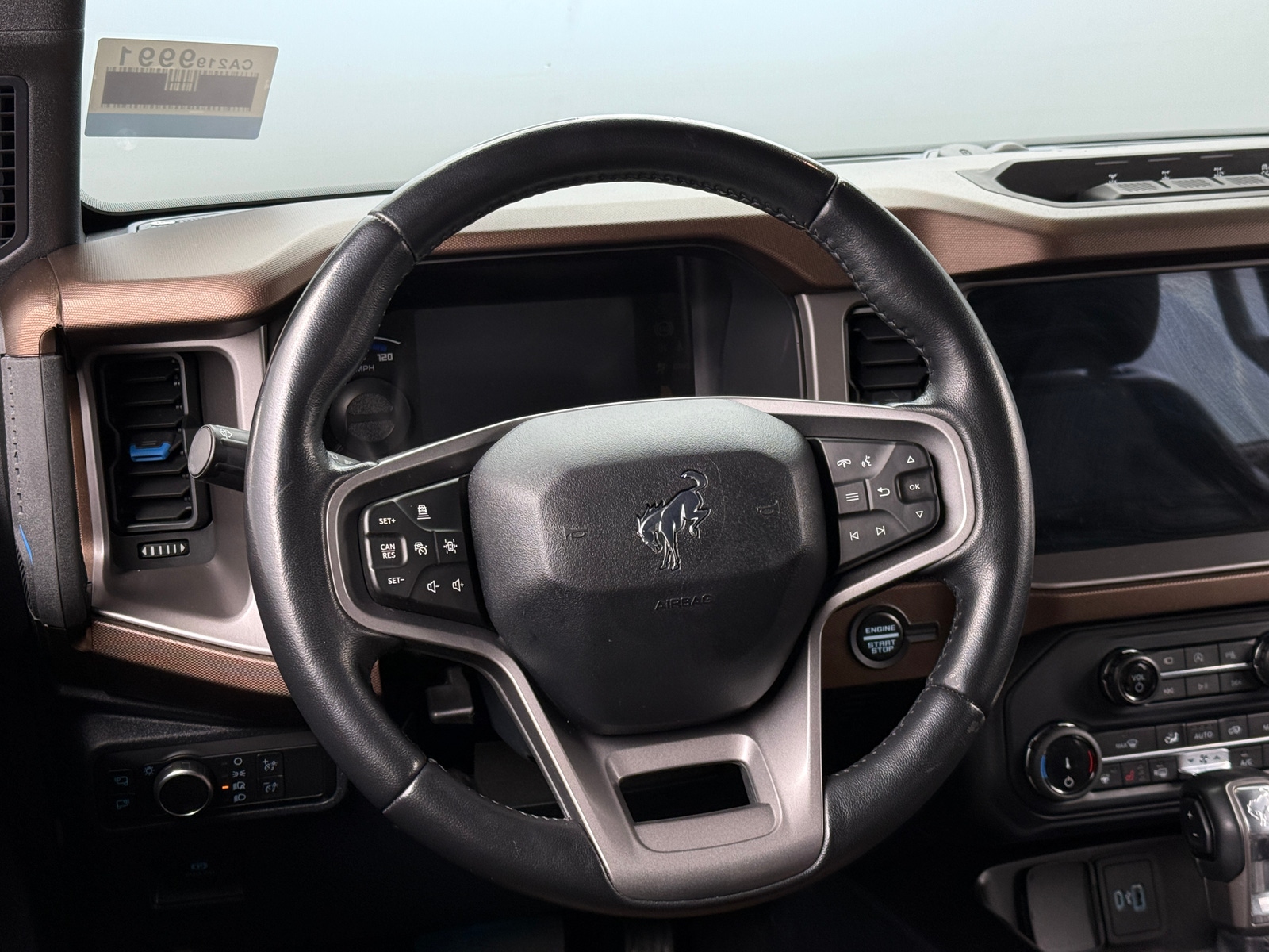 Thumbnail: 2022 Ford Bronco - 5
