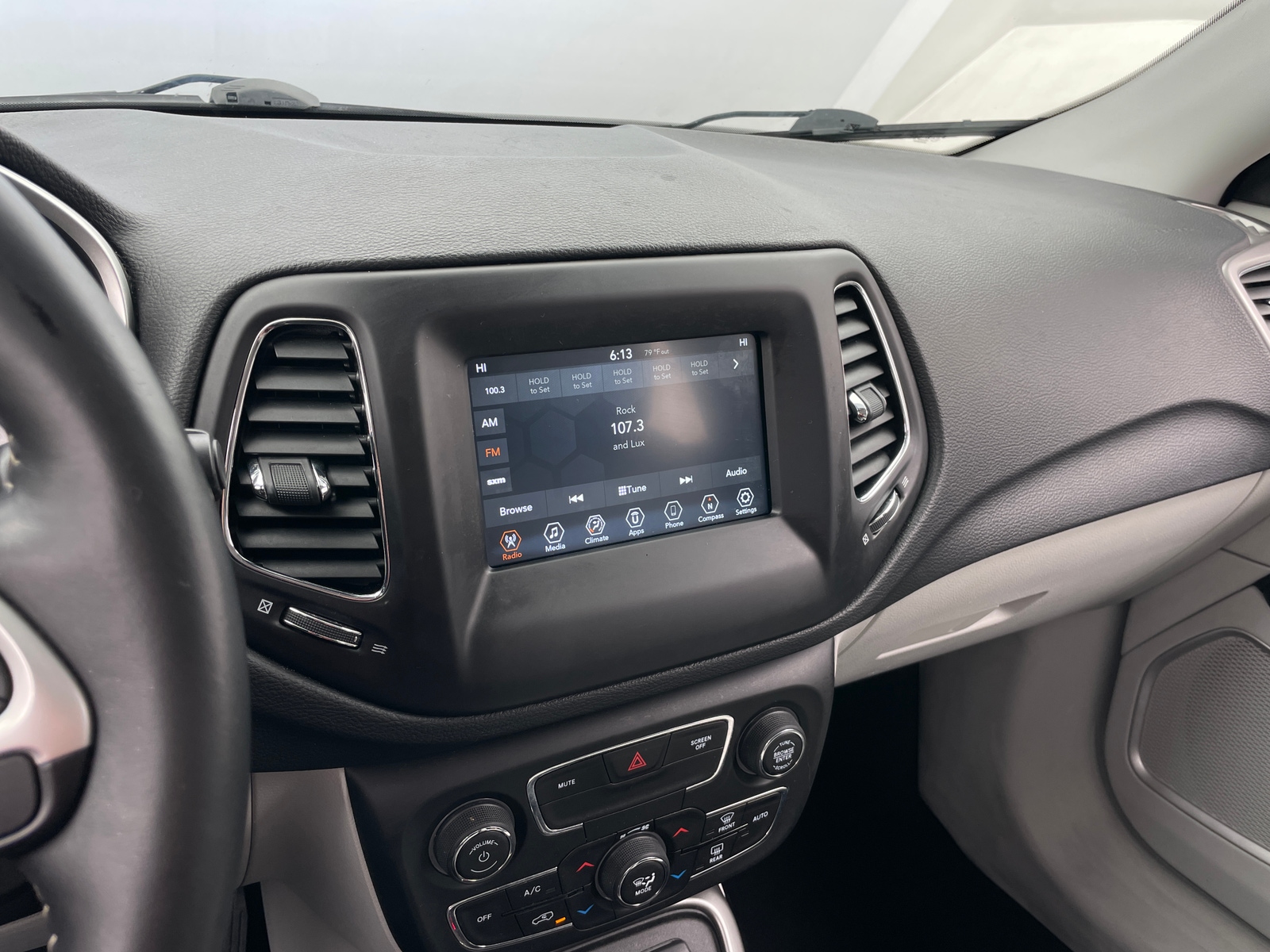 Thumbnail: 2019 Jeep Compass - 4
