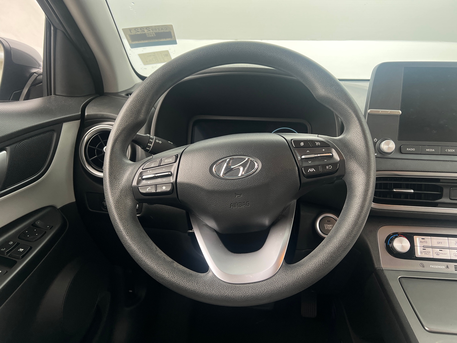 Thumbnail: 2023 Hyundai Kona - 5