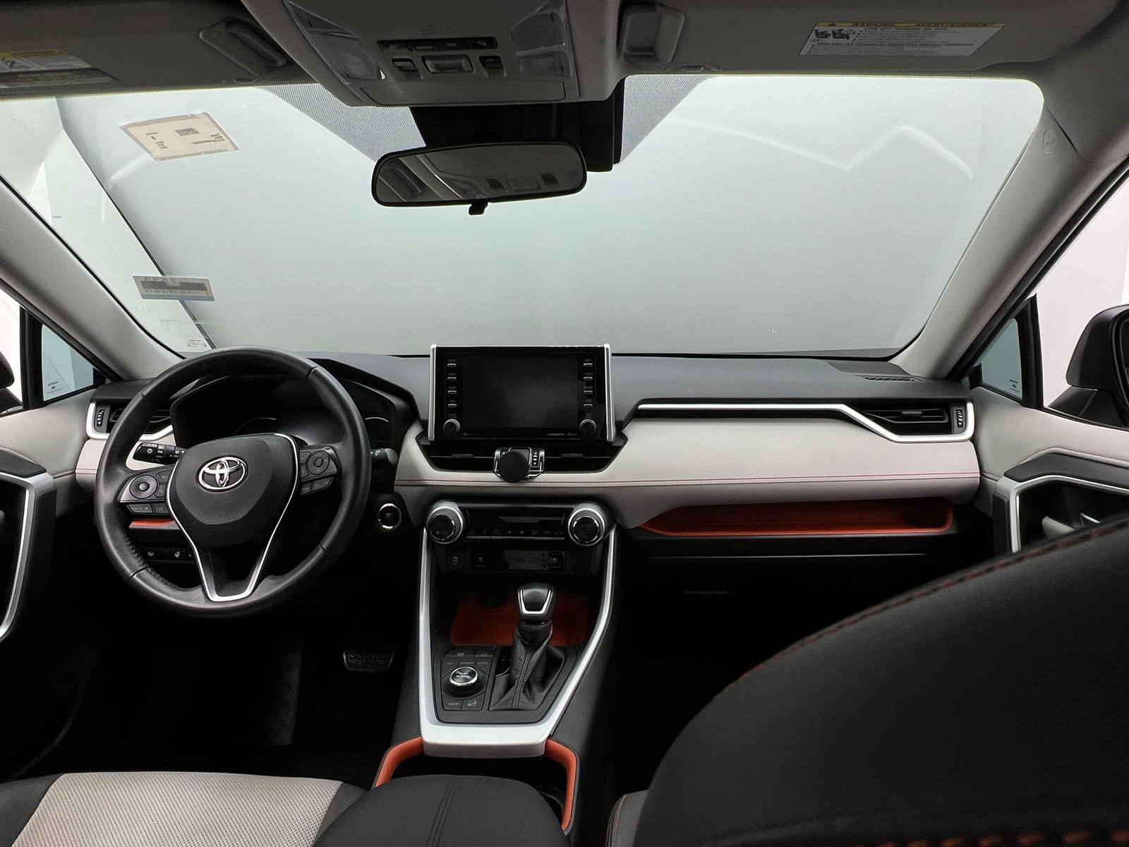 Thumbnail: 2021 Toyota RAV4 - 3
