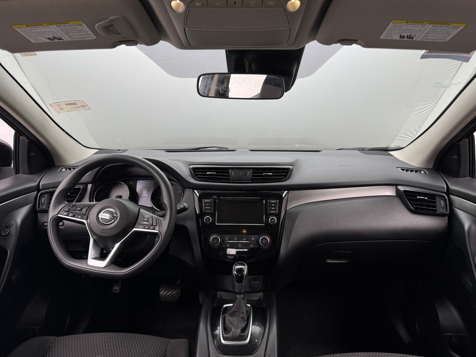 Thumbnail: 2020 Nissan Rogue Sport - 3