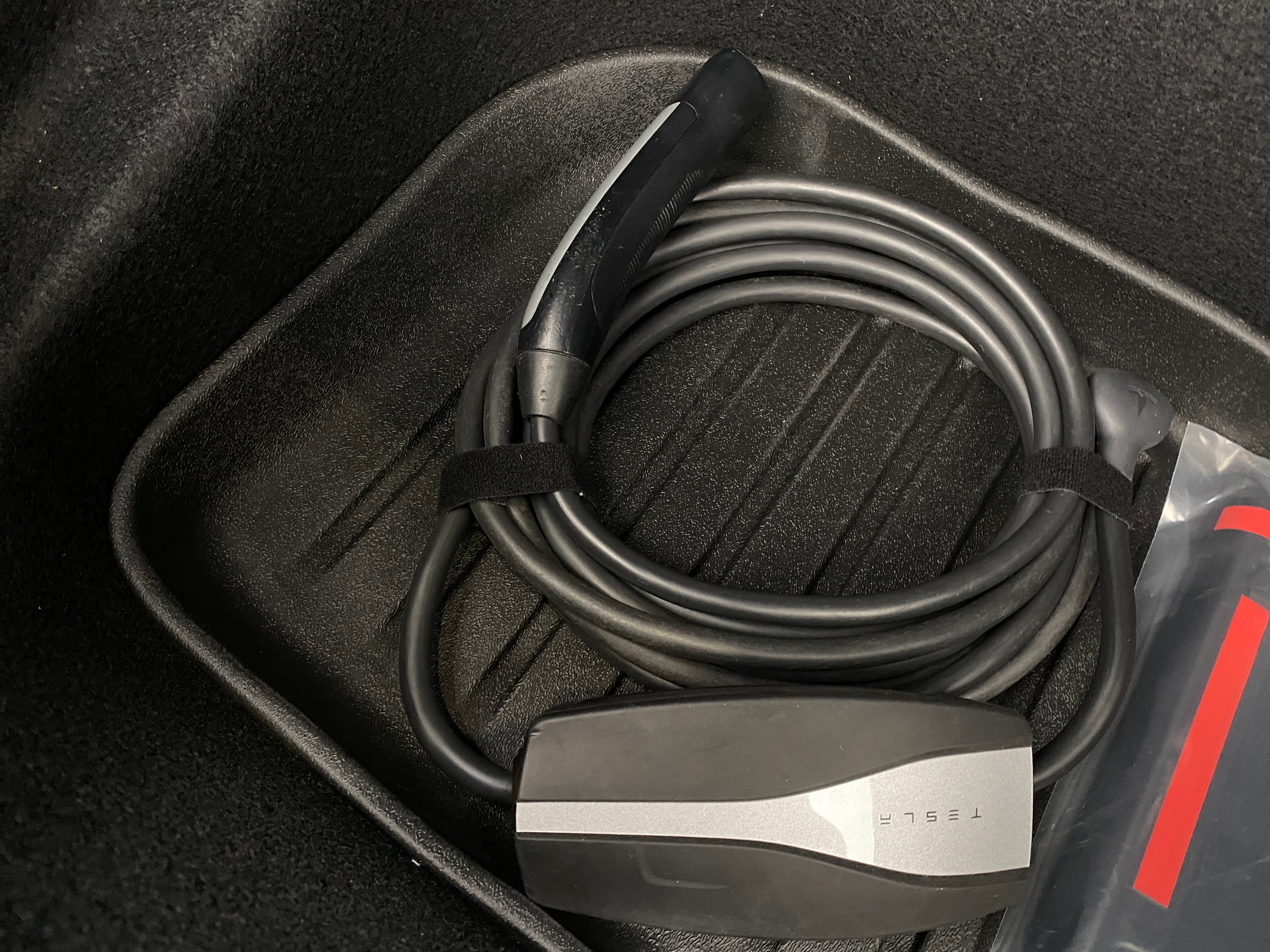 Used 2021 Tesla Model Y Long Range with VIN 5YJYGDEE4MF295735 for sale in Oak Creek, WI