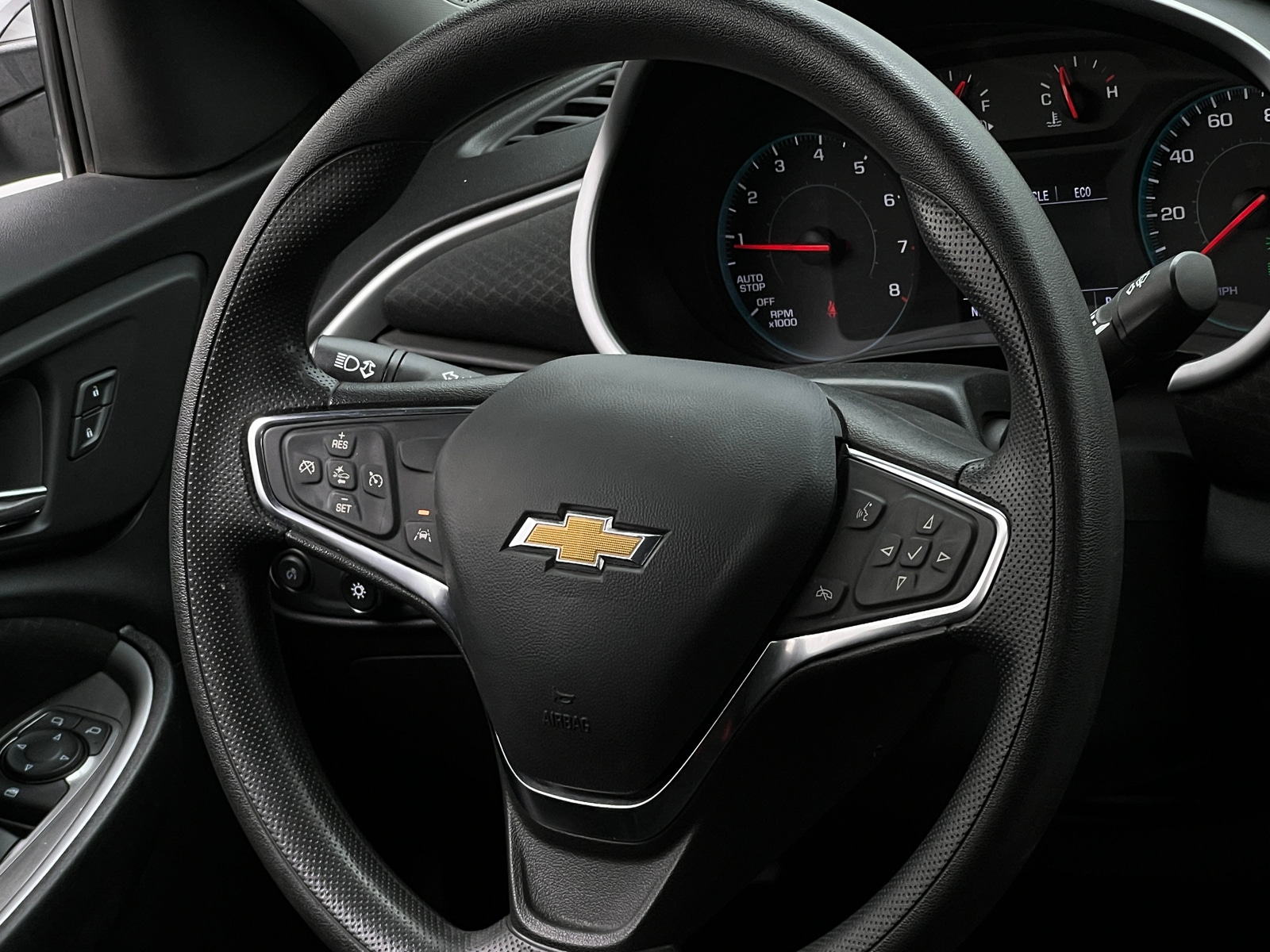 Thumbnail: 2024 Chevrolet Malibu - 5