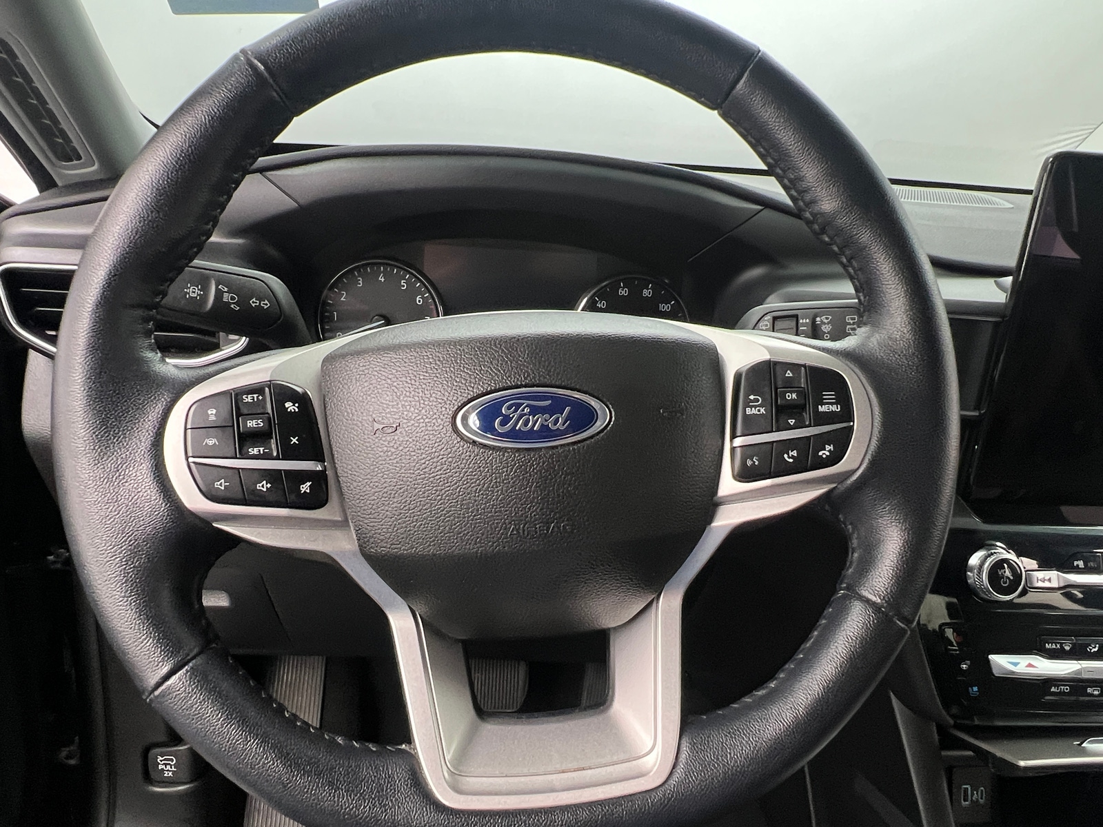 Thumbnail: 2023 Ford Explorer - 4