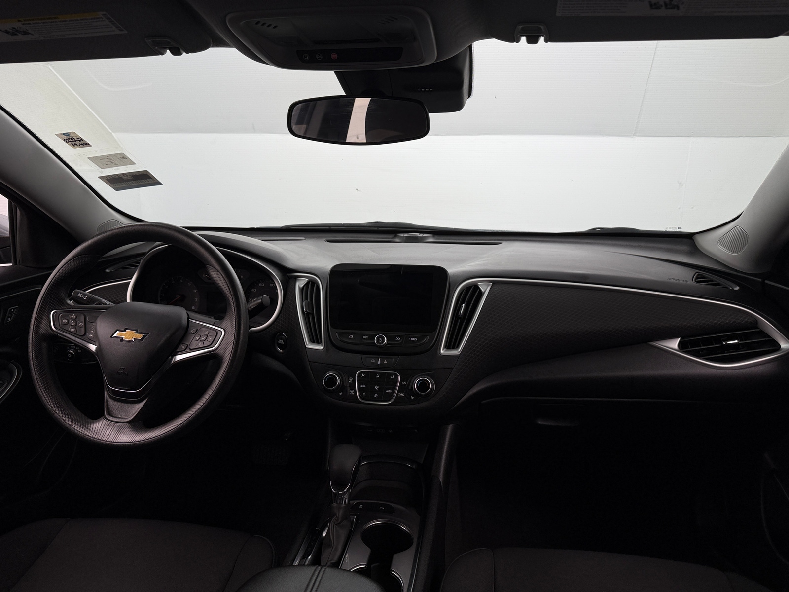 Thumbnail: 2024 Chevrolet Malibu - 3