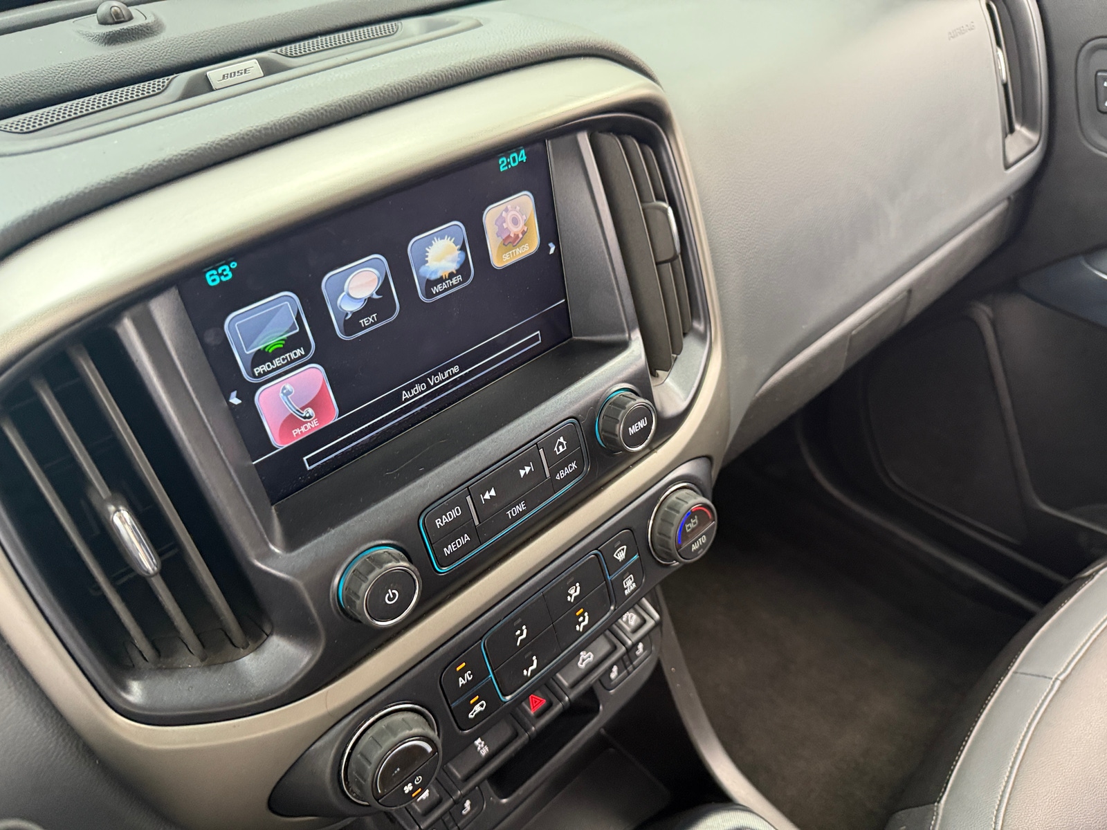 Thumbnail: 2016 Chevrolet Colorado - 3