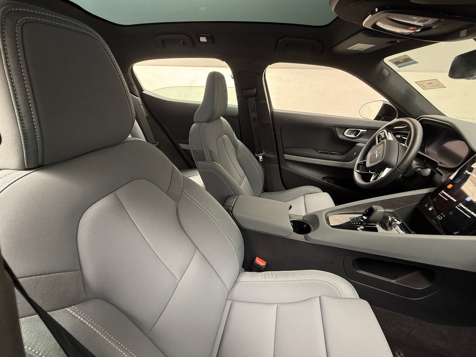 Thumbnail: 2021 Polestar 2 - 2