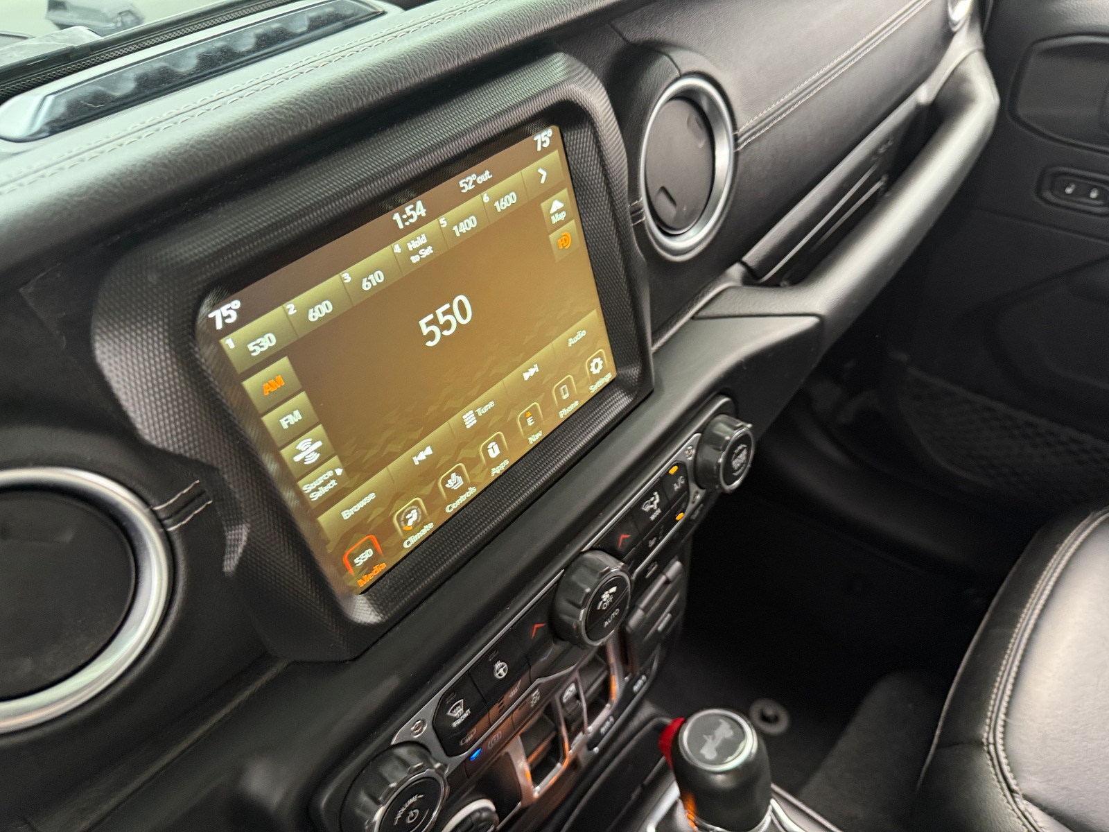 Thumbnail: 2022 Jeep Wrangler - 3