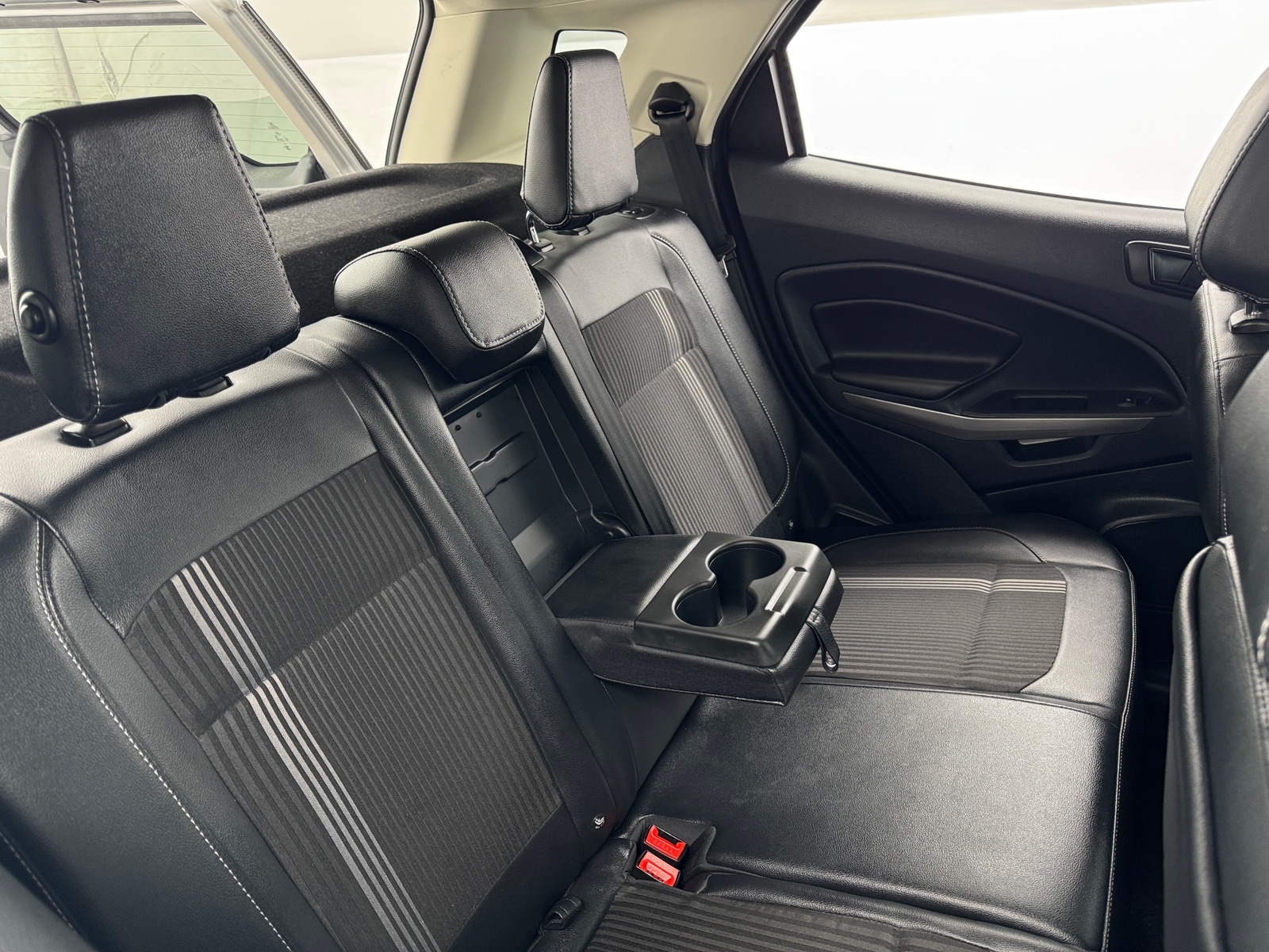 Thumbnail: 2020 Ford EcoSport - 5