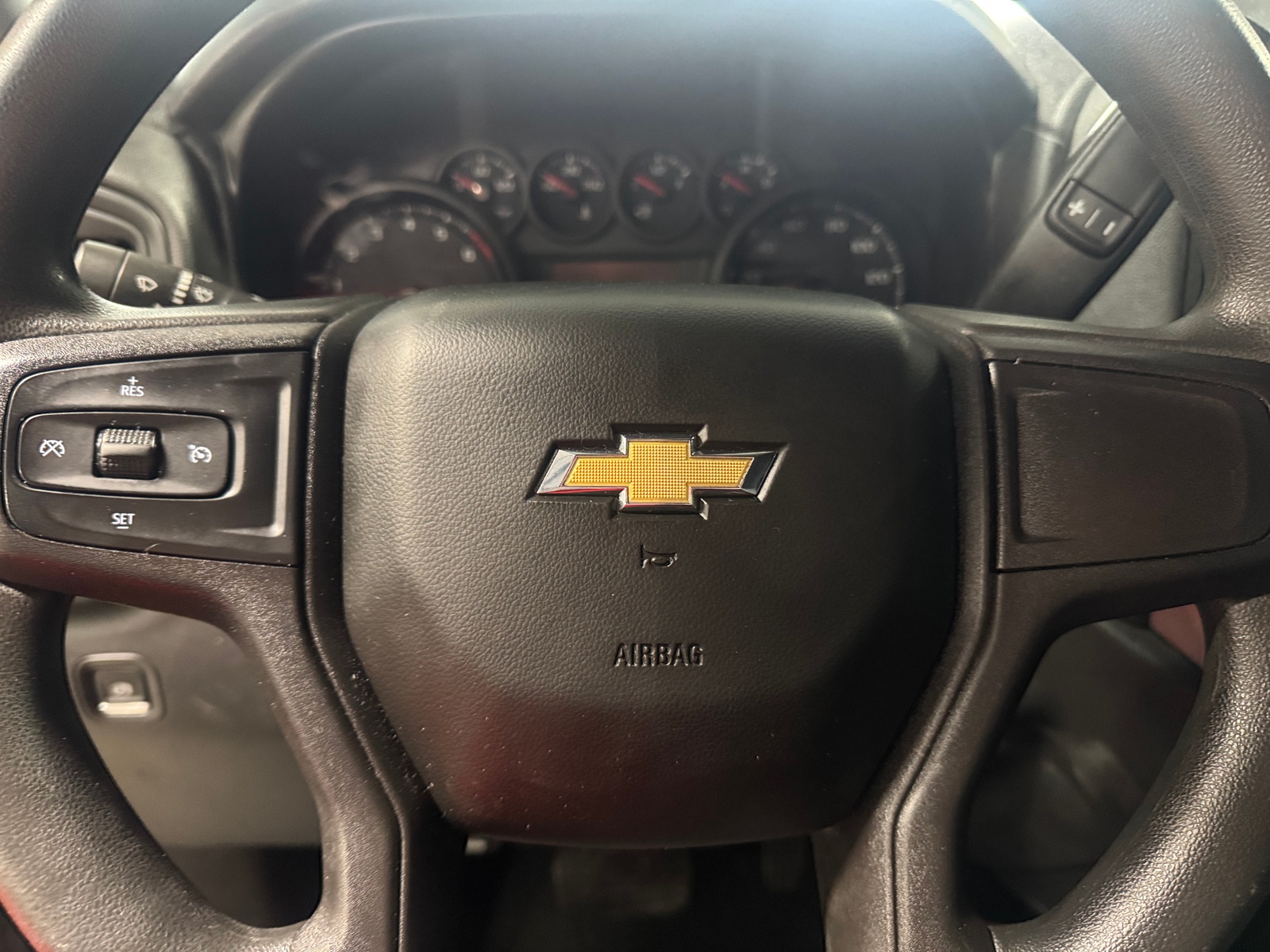 Thumbnail: 2021 Chevrolet Silverado 1500 - 5