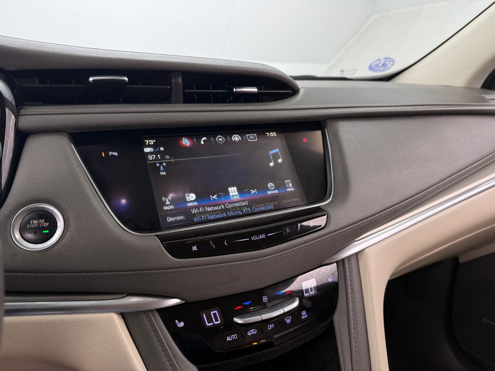 Thumbnail: 2018 Cadillac XT5 - 3