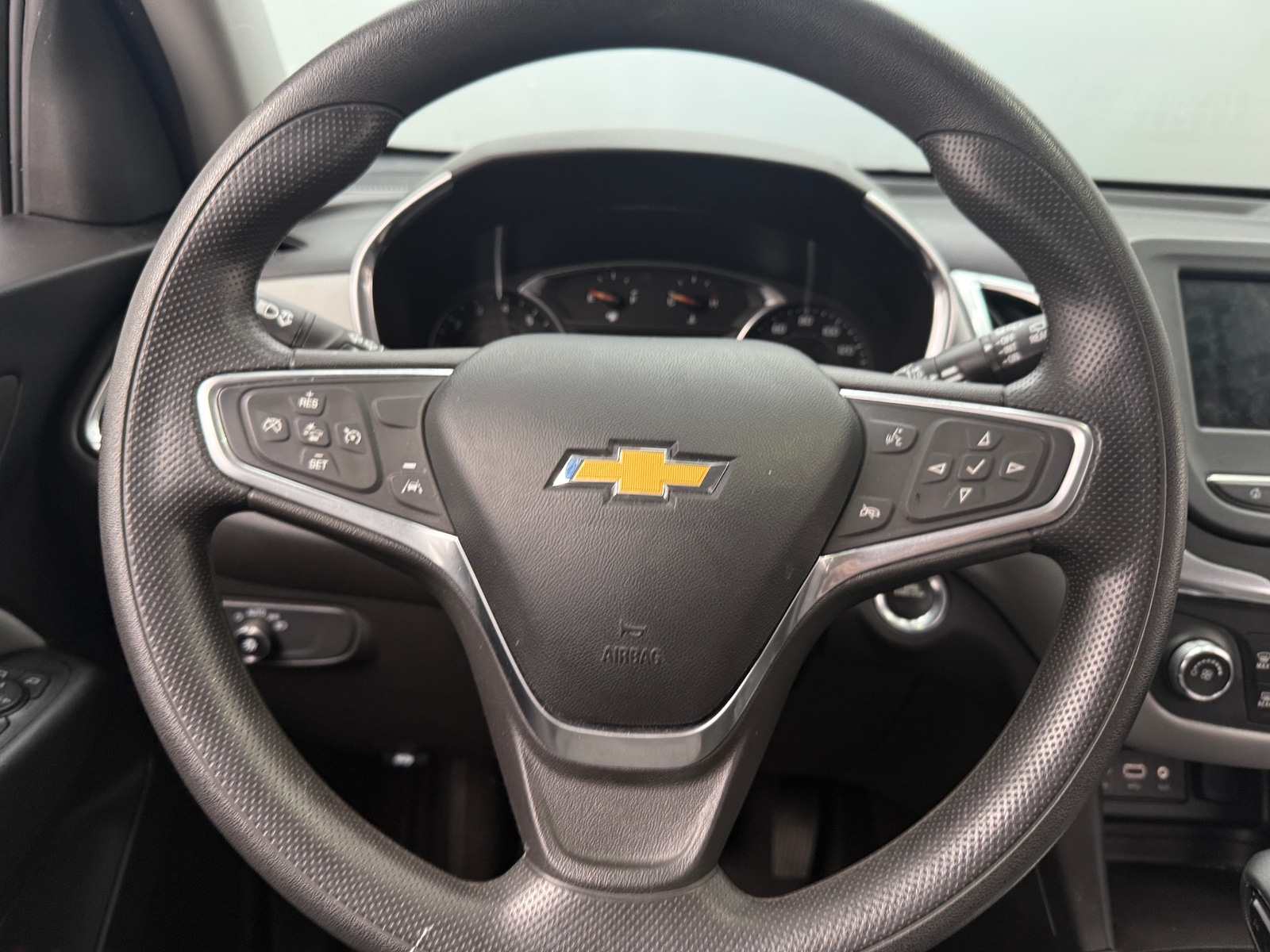 Thumbnail: 2022 Chevrolet Equinox - 5