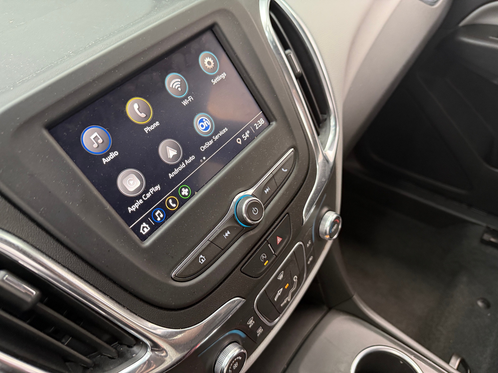 Thumbnail: 2022 Chevrolet Equinox - 4