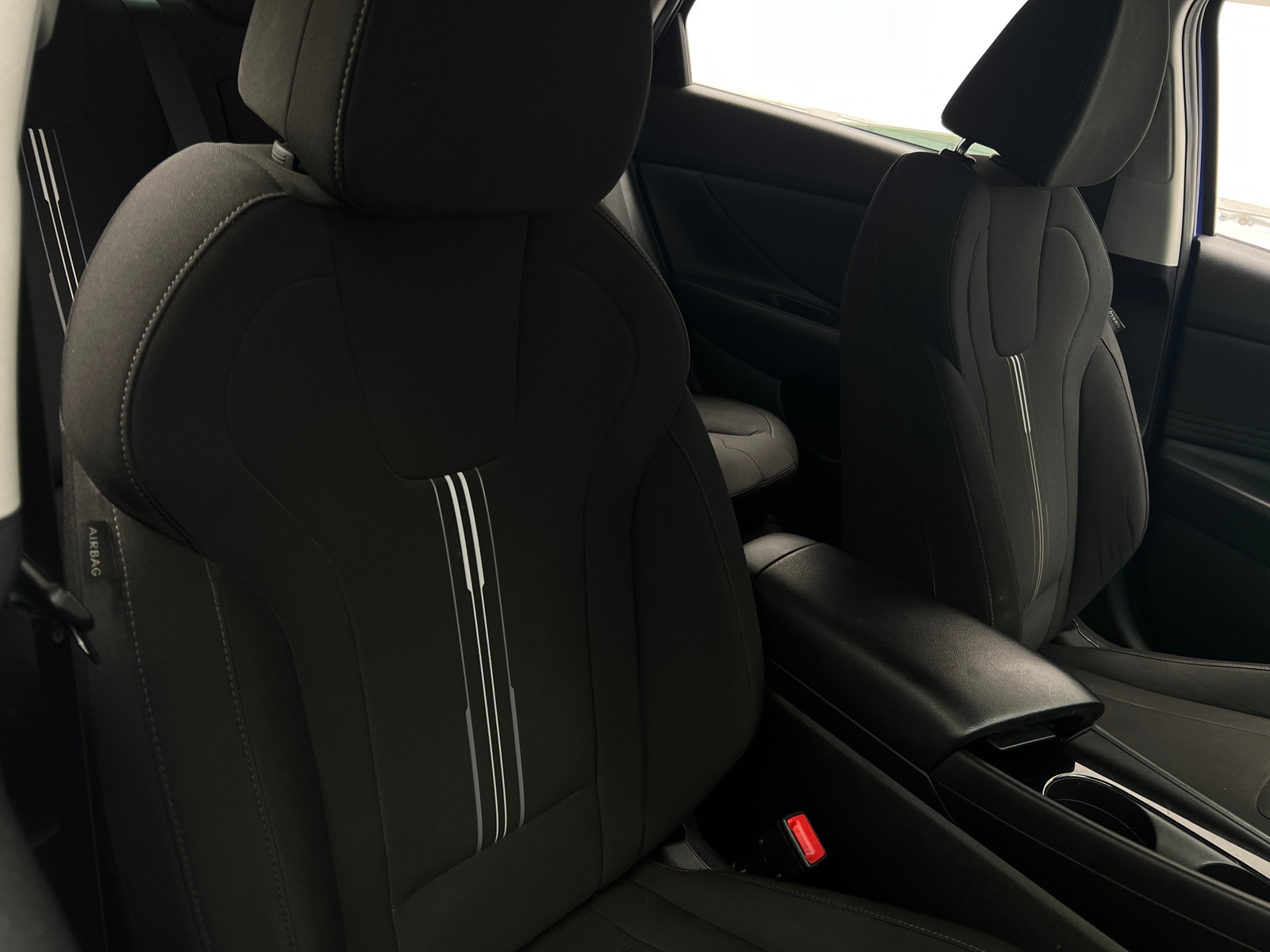 Thumbnail: 2021 Hyundai Elantra - 2