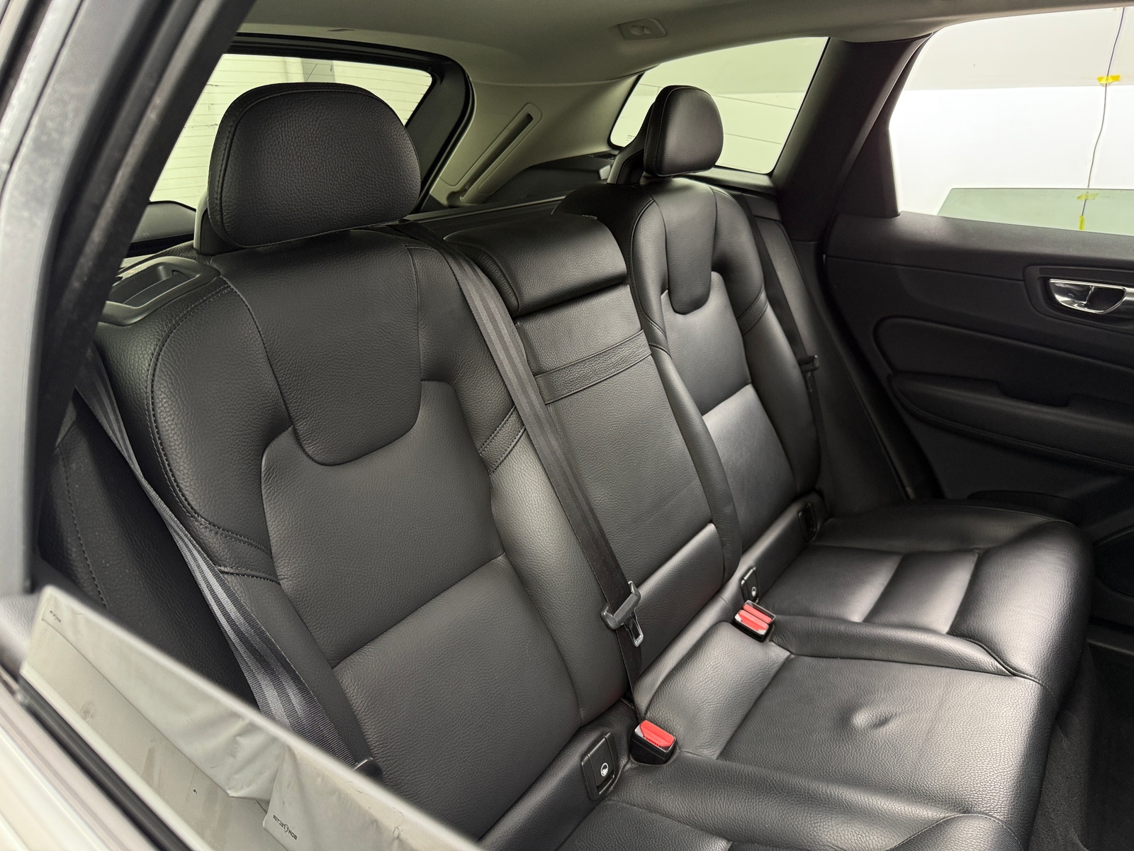 Thumbnail: 2019 Volvo XC60 - 5