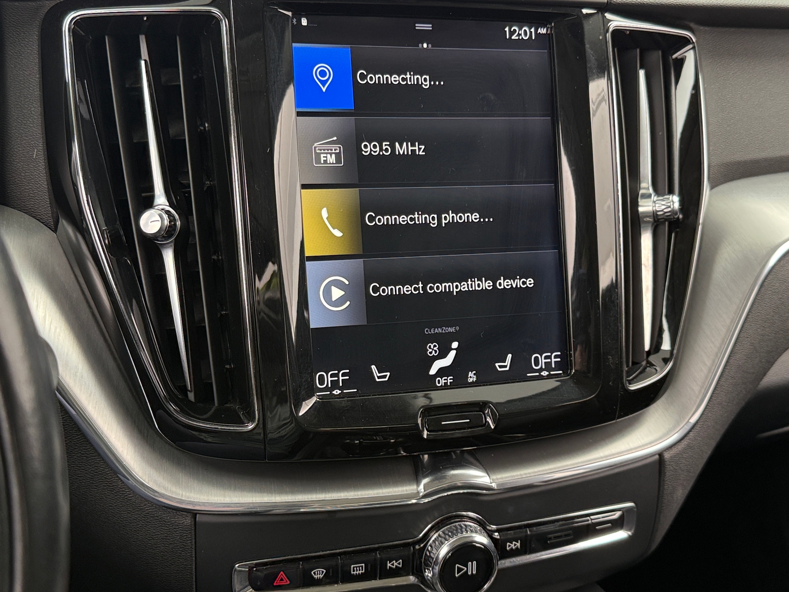 Thumbnail: 2019 Volvo XC60 - 3