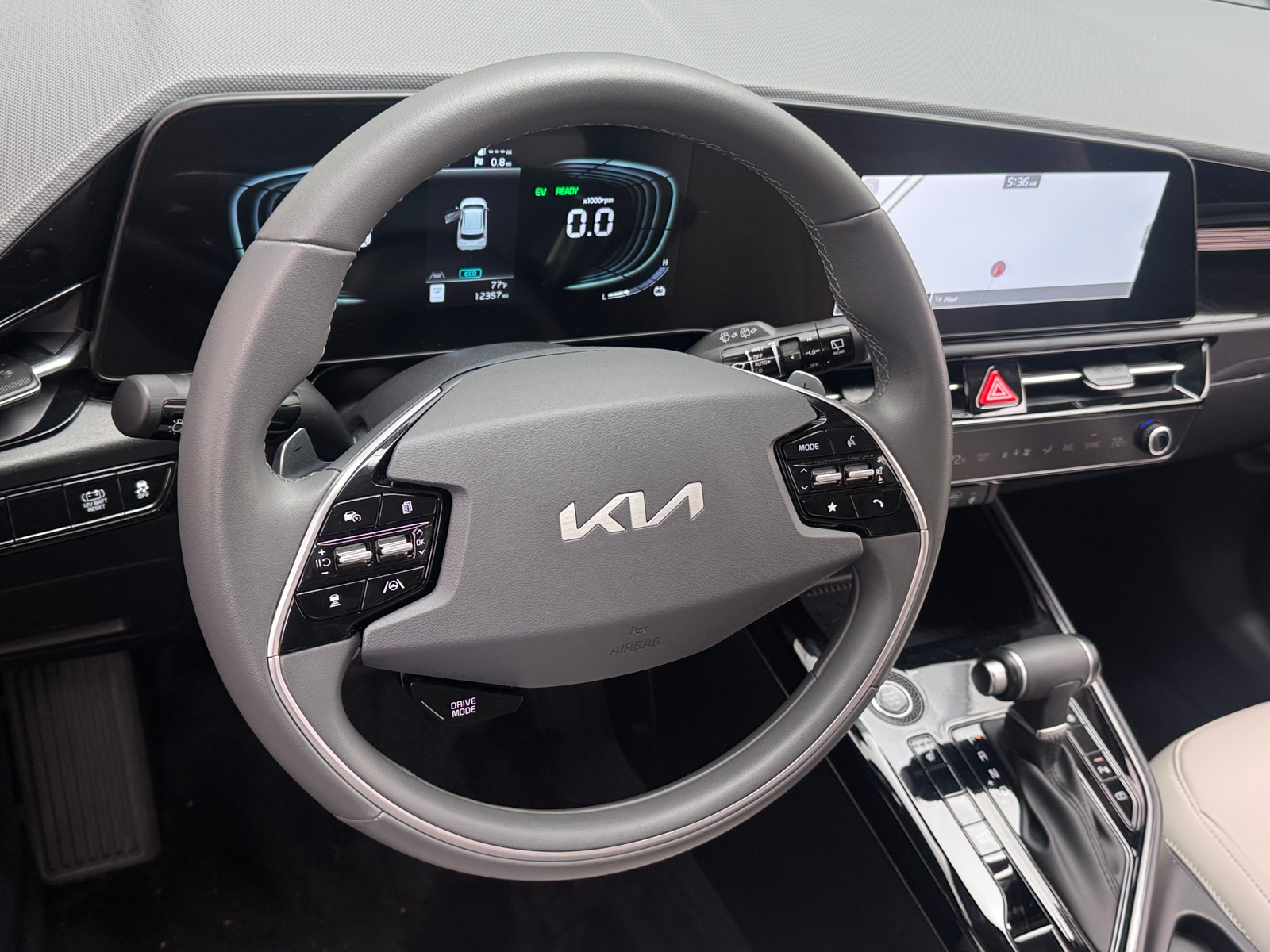 Thumbnail: 2024 Kia Niro - 5