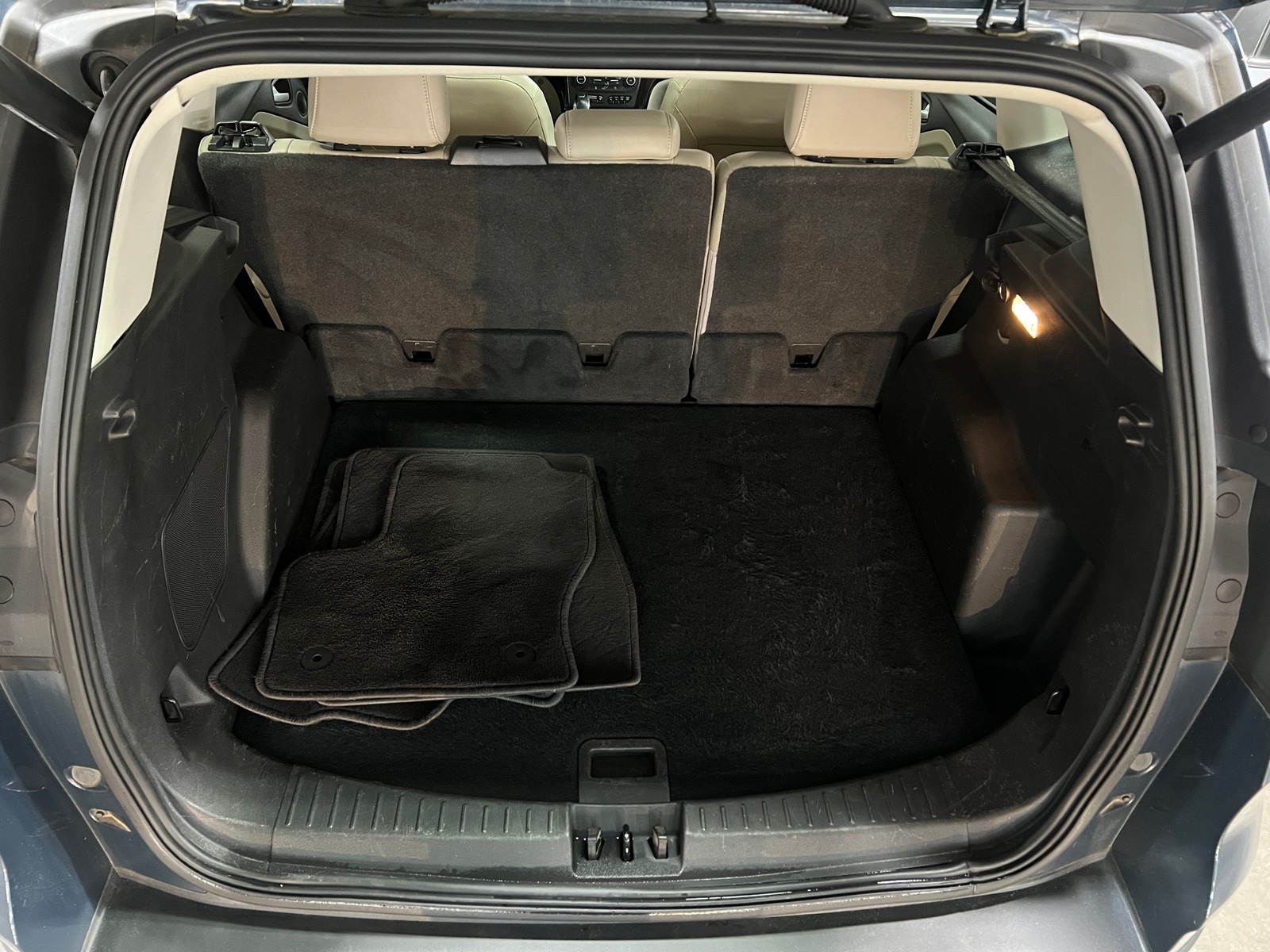 Thumbnail: 2019 Ford Escape - 6