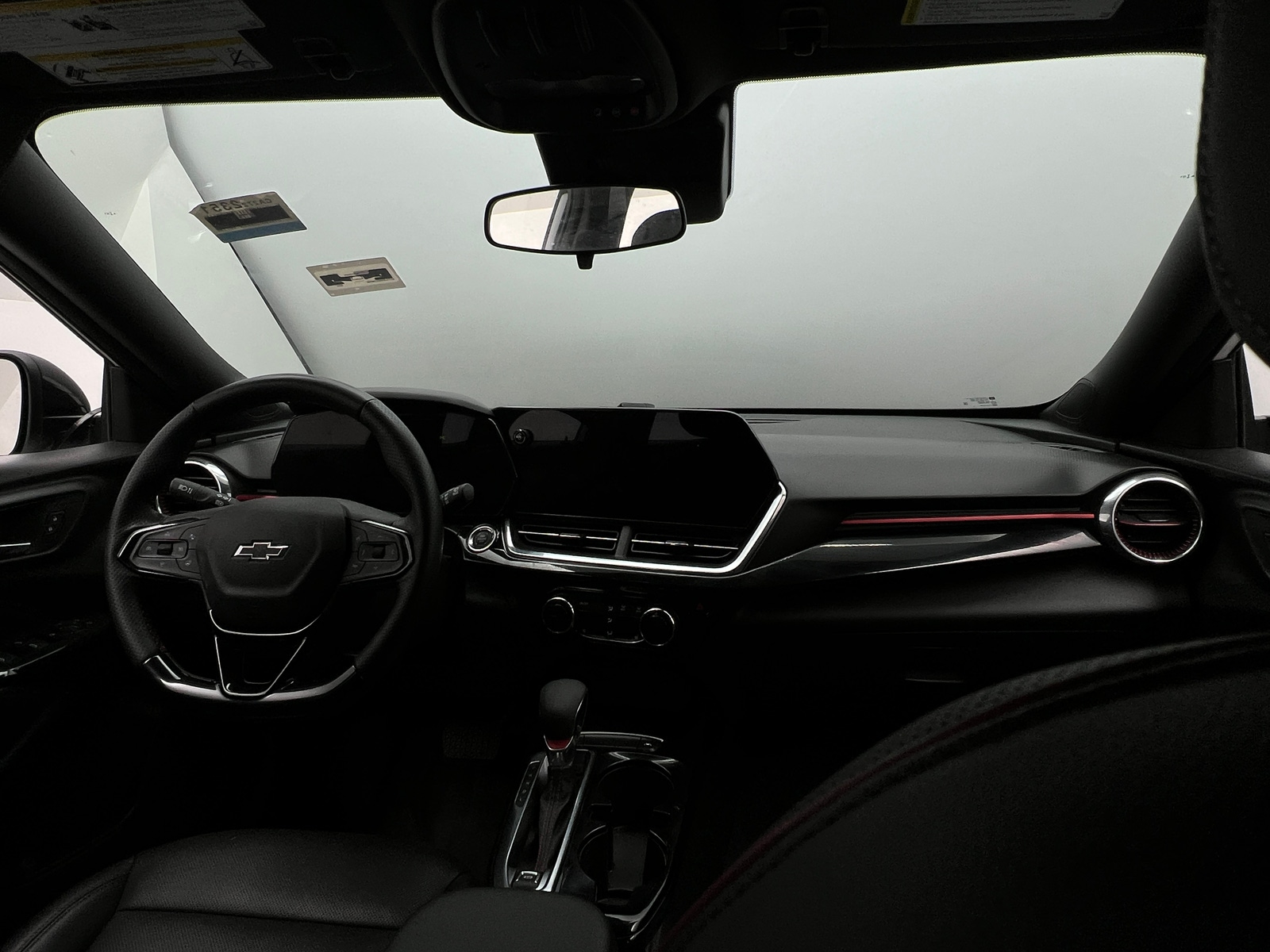 Thumbnail: 2025 Chevrolet Trax - 2