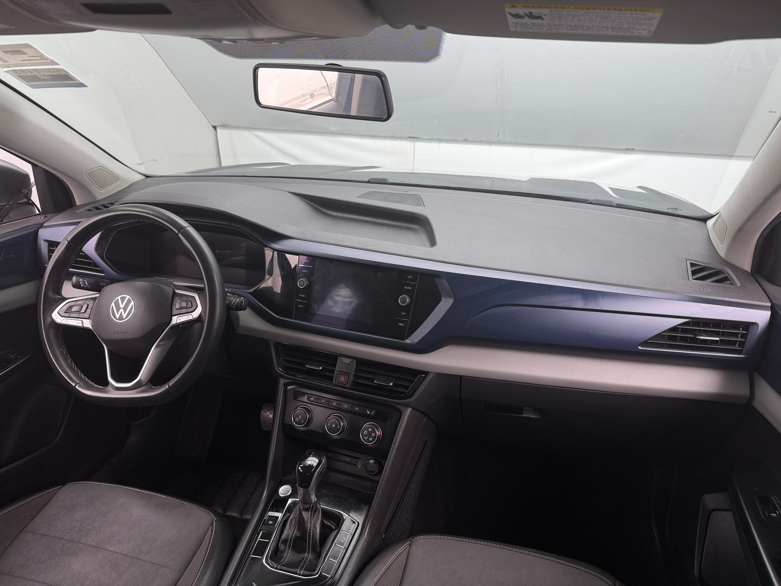 Thumbnail: 2022 Volkswagen Taos - 2