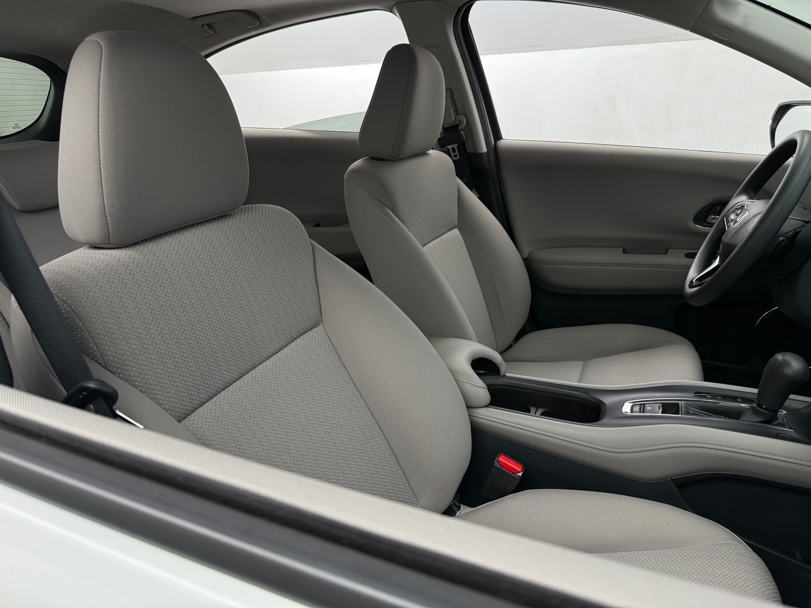 Thumbnail: 2017 Honda HR-V - 2