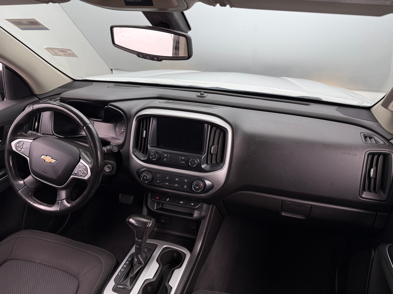 Thumbnail: 2019 Chevrolet Colorado - 3