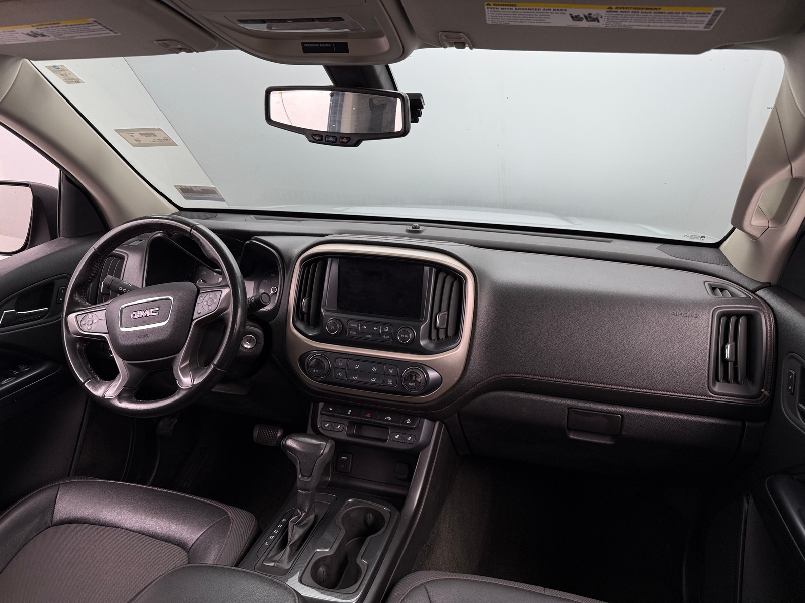 Thumbnail: 2017 GMC Canyon - 3