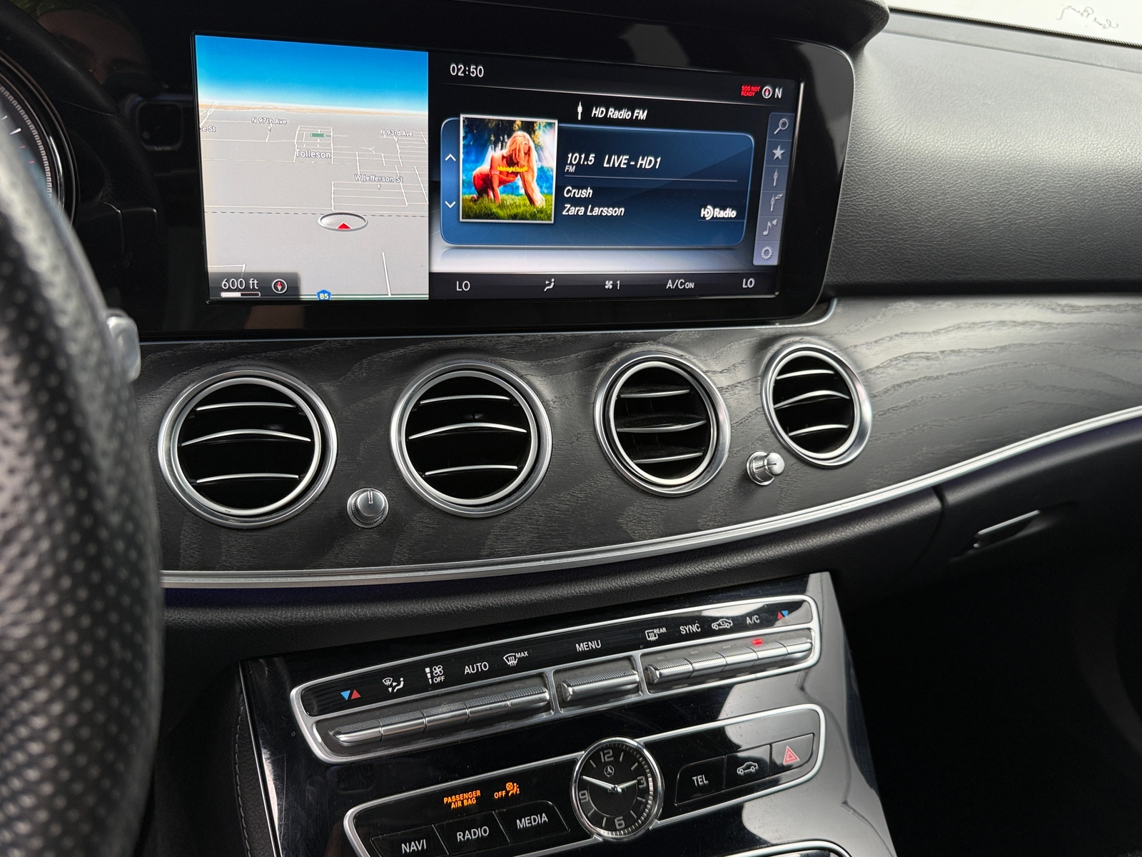 Thumbnail: 2017 Mercedes-Benz E-Class - 3