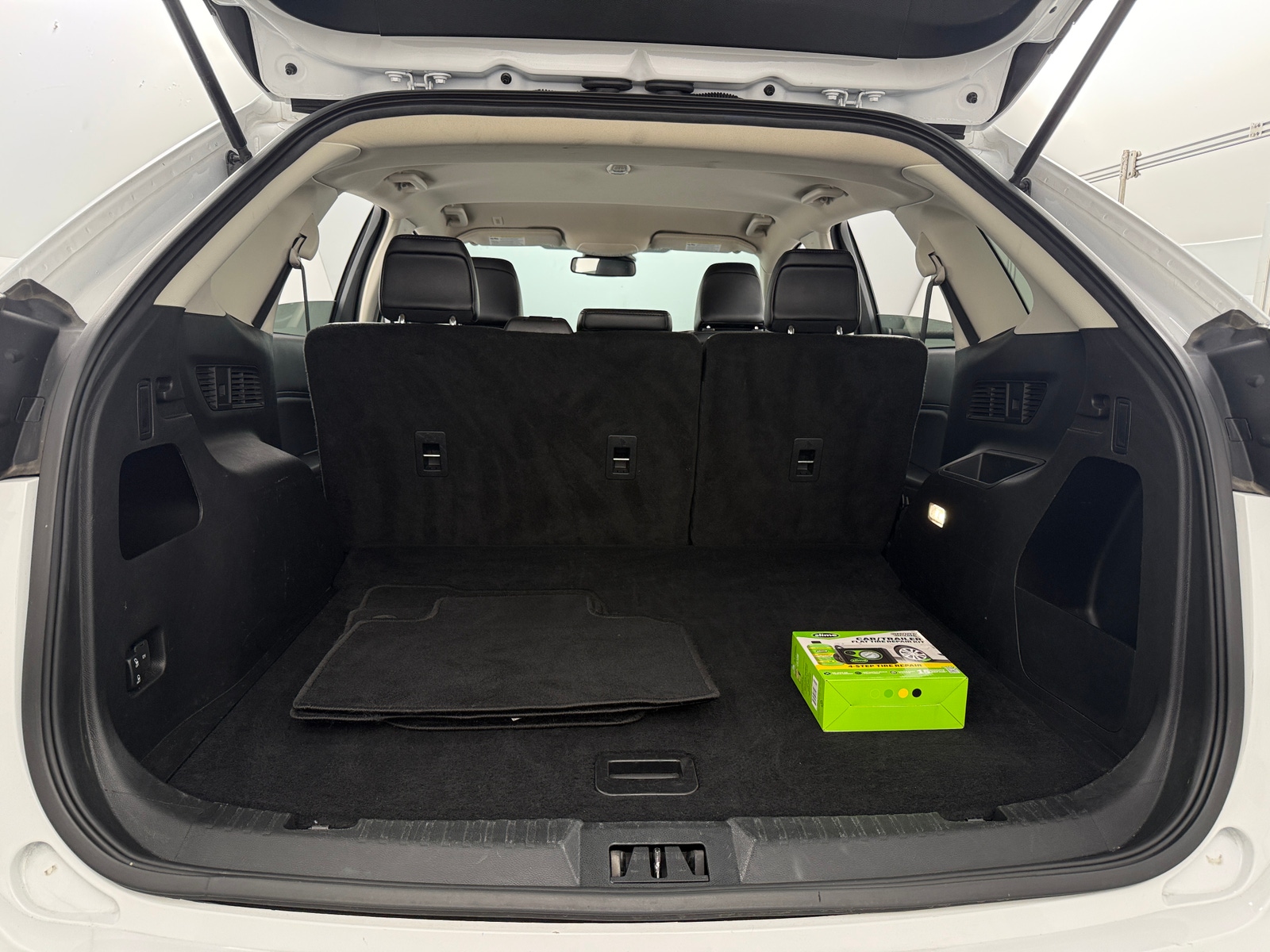 Thumbnail: 2024 Ford Edge - 6