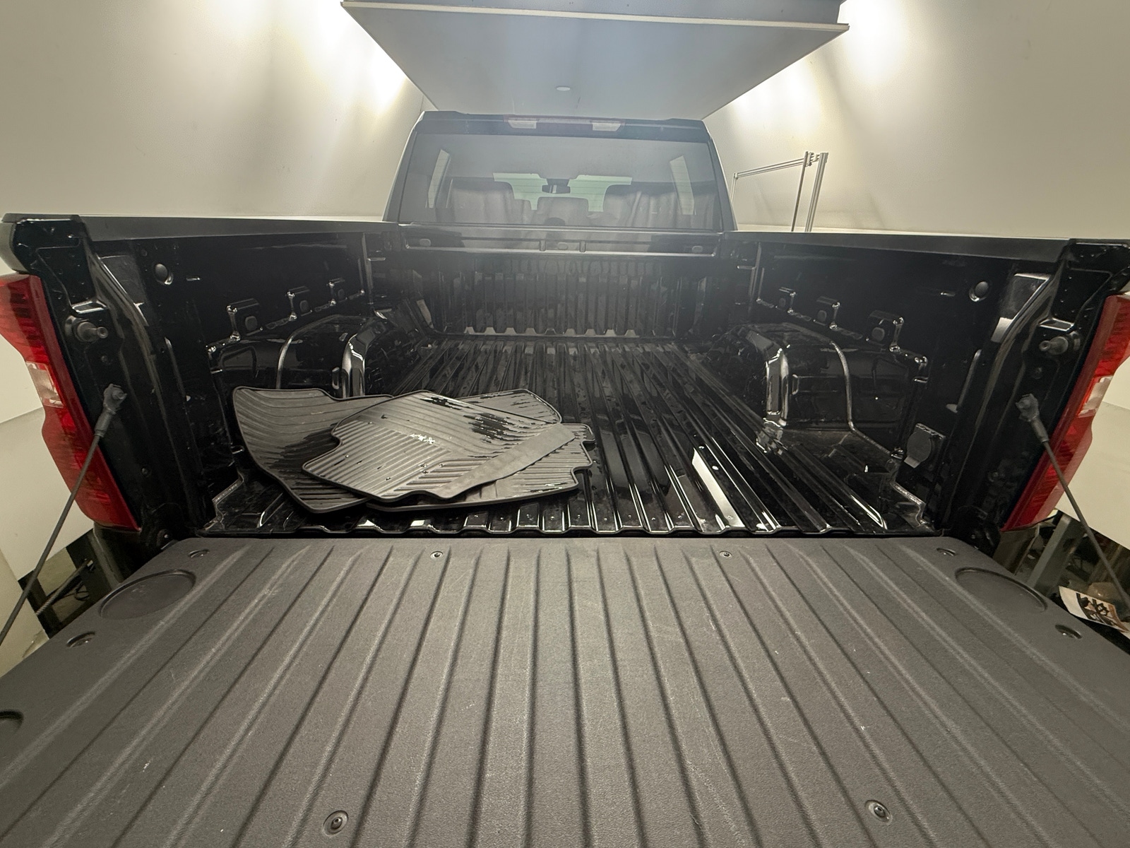 Thumbnail: 2022 Chevrolet Silverado 1500 - 7